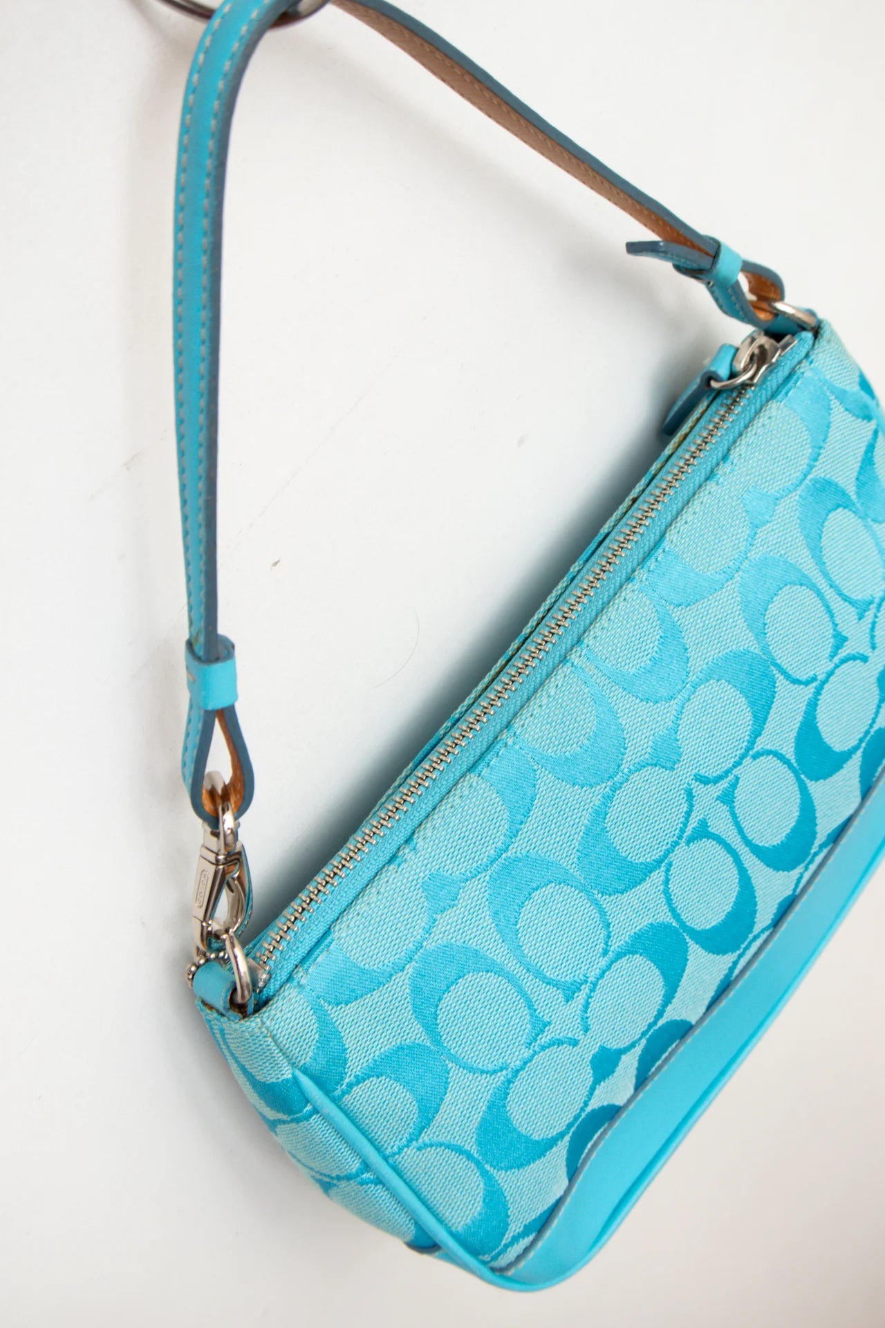 Coach Shoulder Bag Blue | c. 168 | Size NA