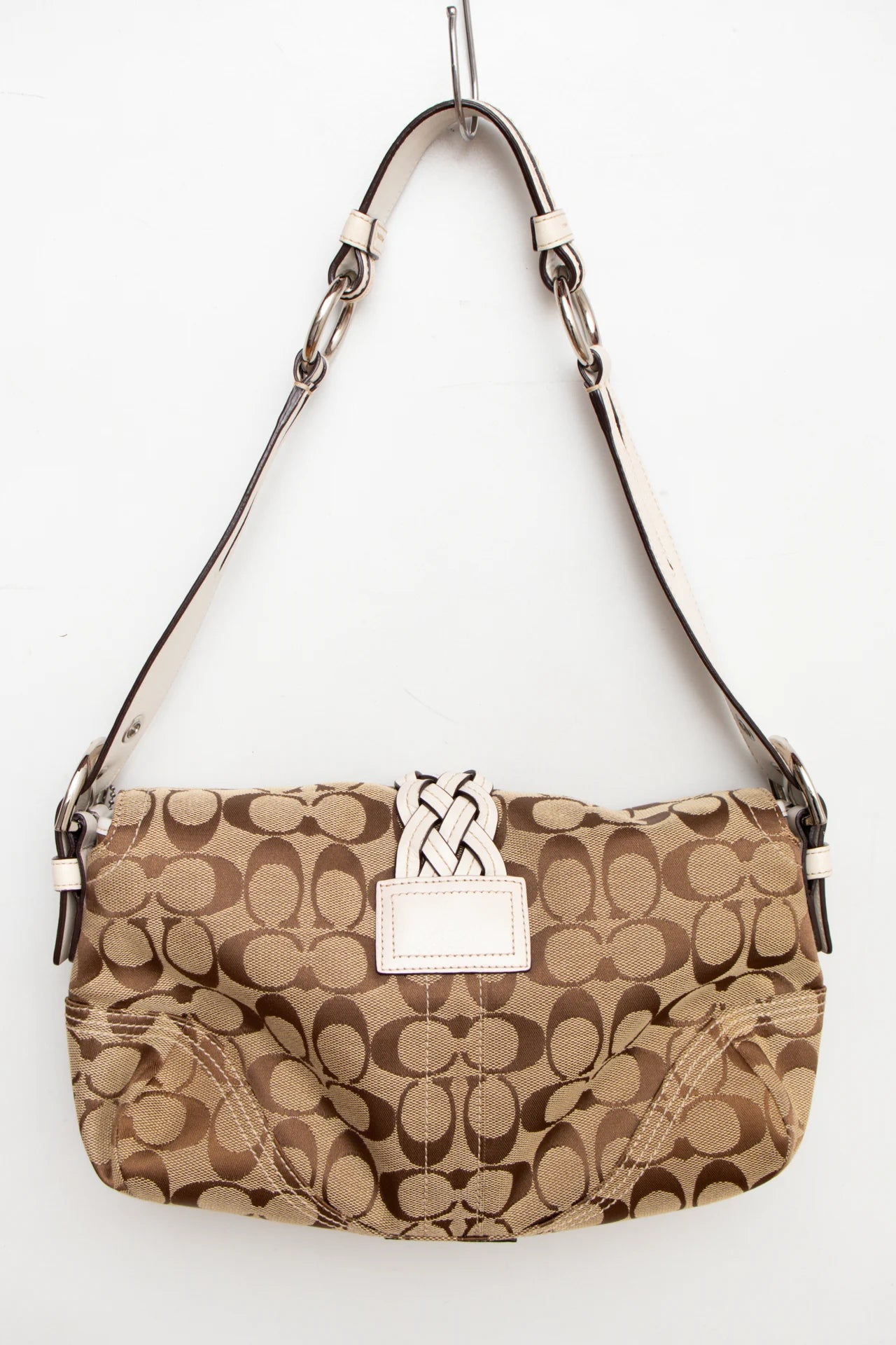 #150 Coach .handbag Beige | c. 169 | Size
