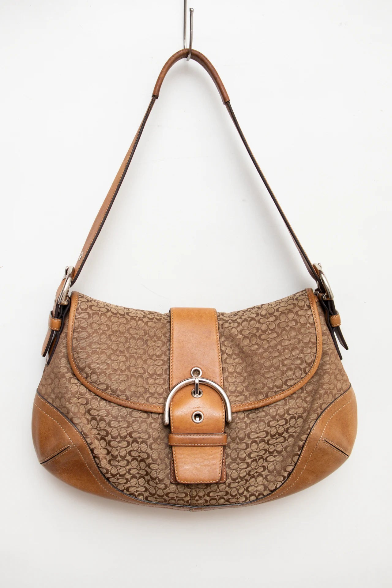 #151 Coach .handbag Brown | c. 169 | Size