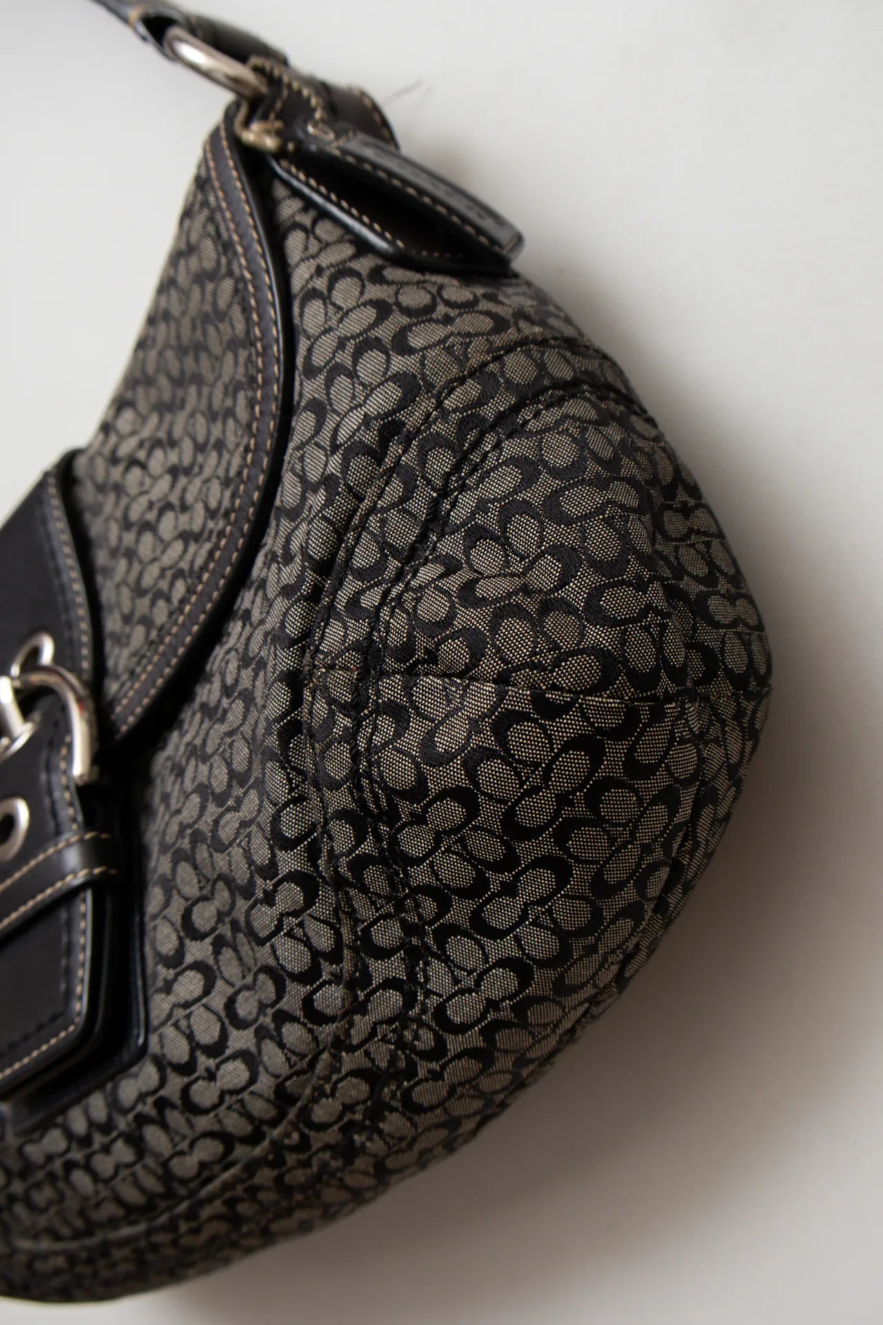 #140 Coach Shoulder Bag Brown | c. 169 | Size