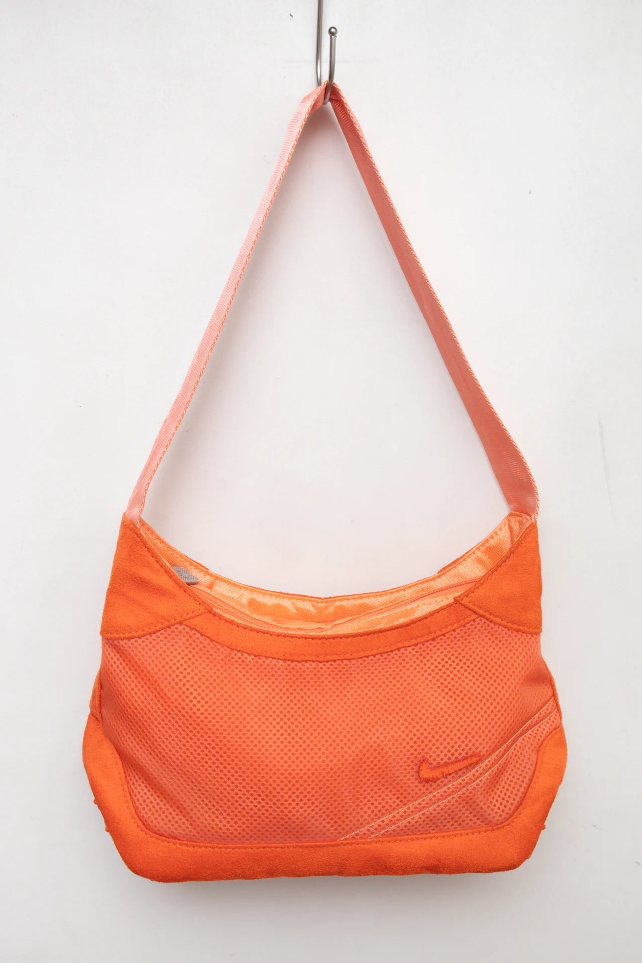 #144 Nike Shoulder Bag Orange | c. 169 | Size