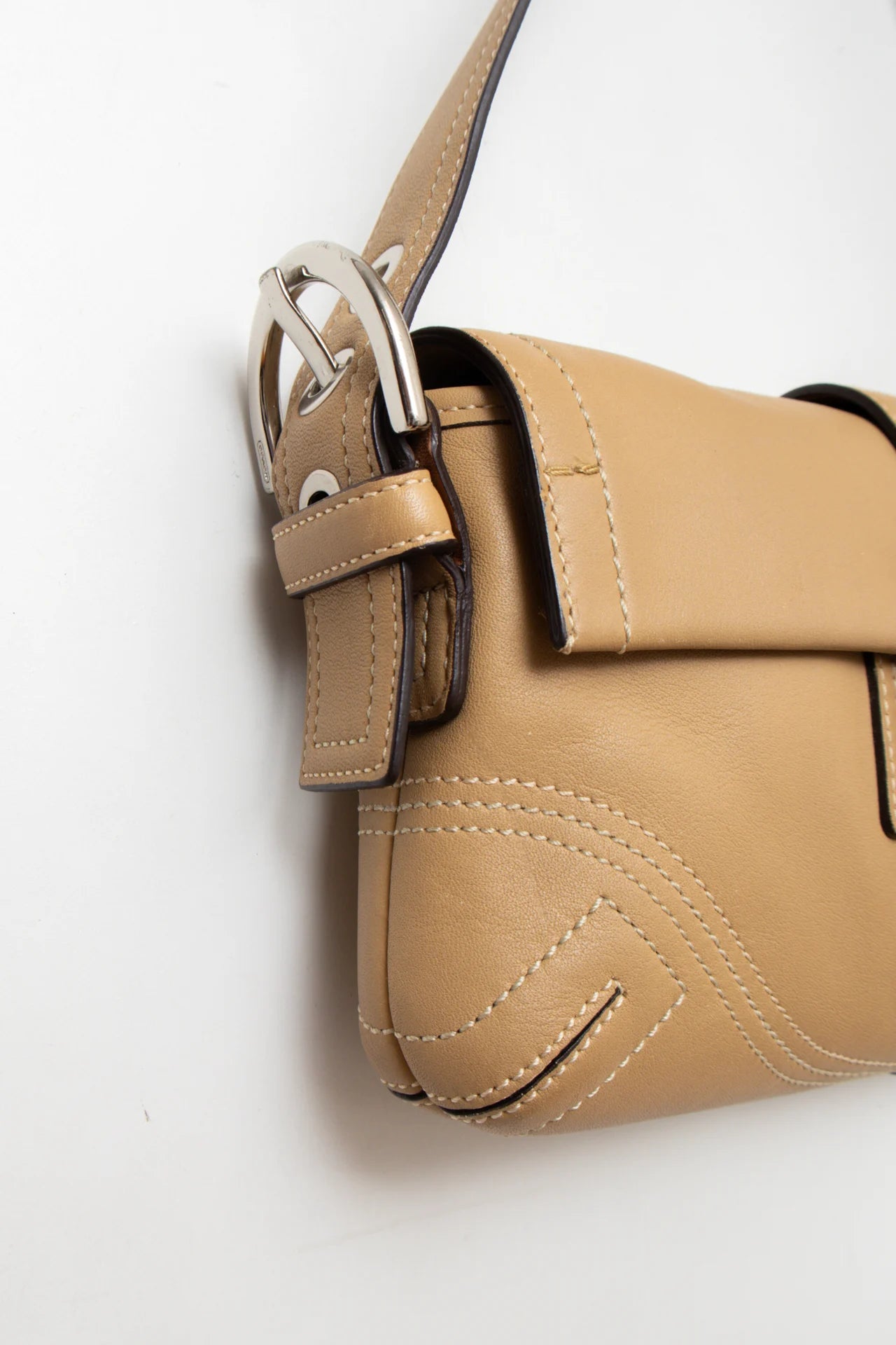 #174 Coach Shoulder Bag Beige | c. 169