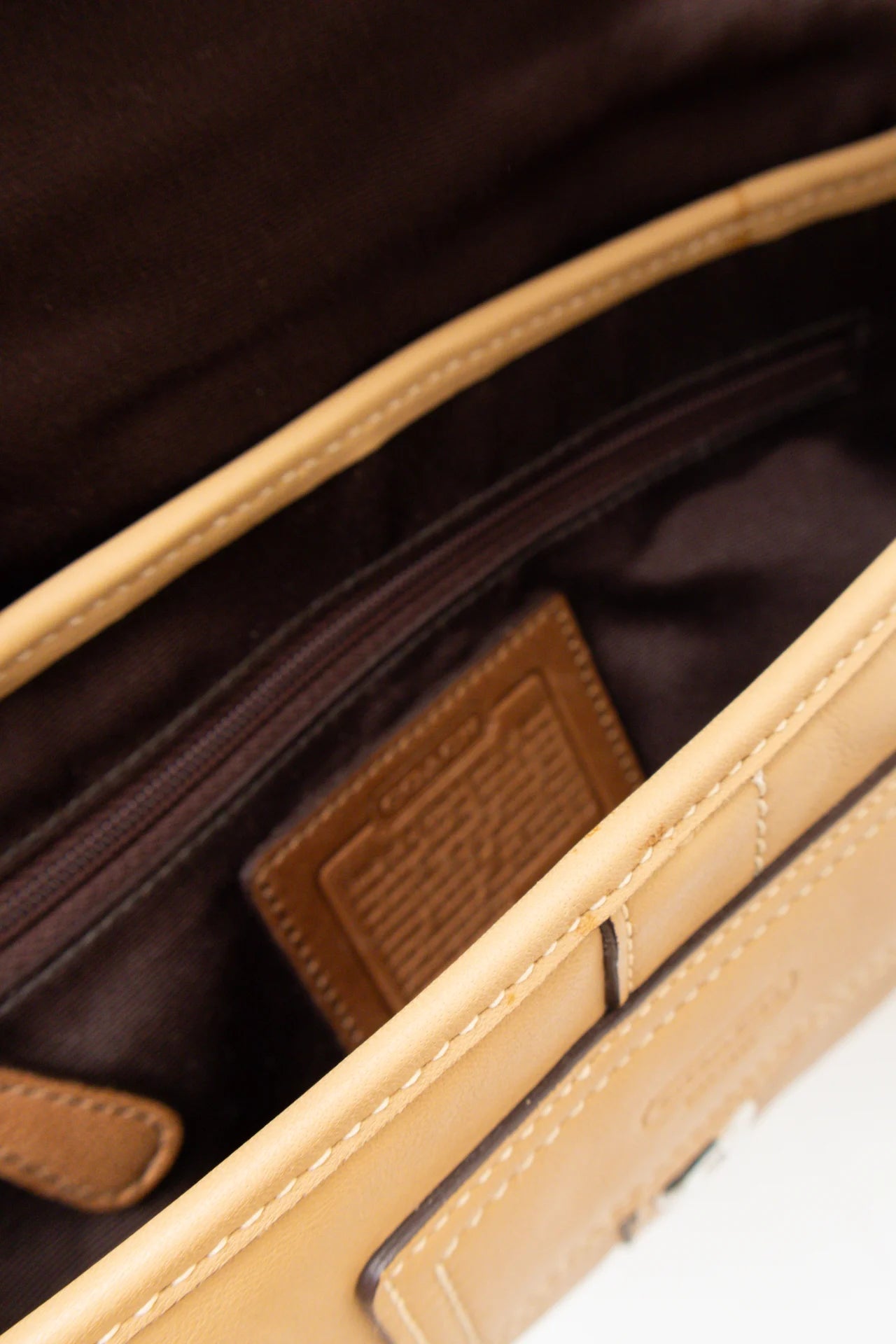 #174 Coach Shoulder Bag Beige | c. 169