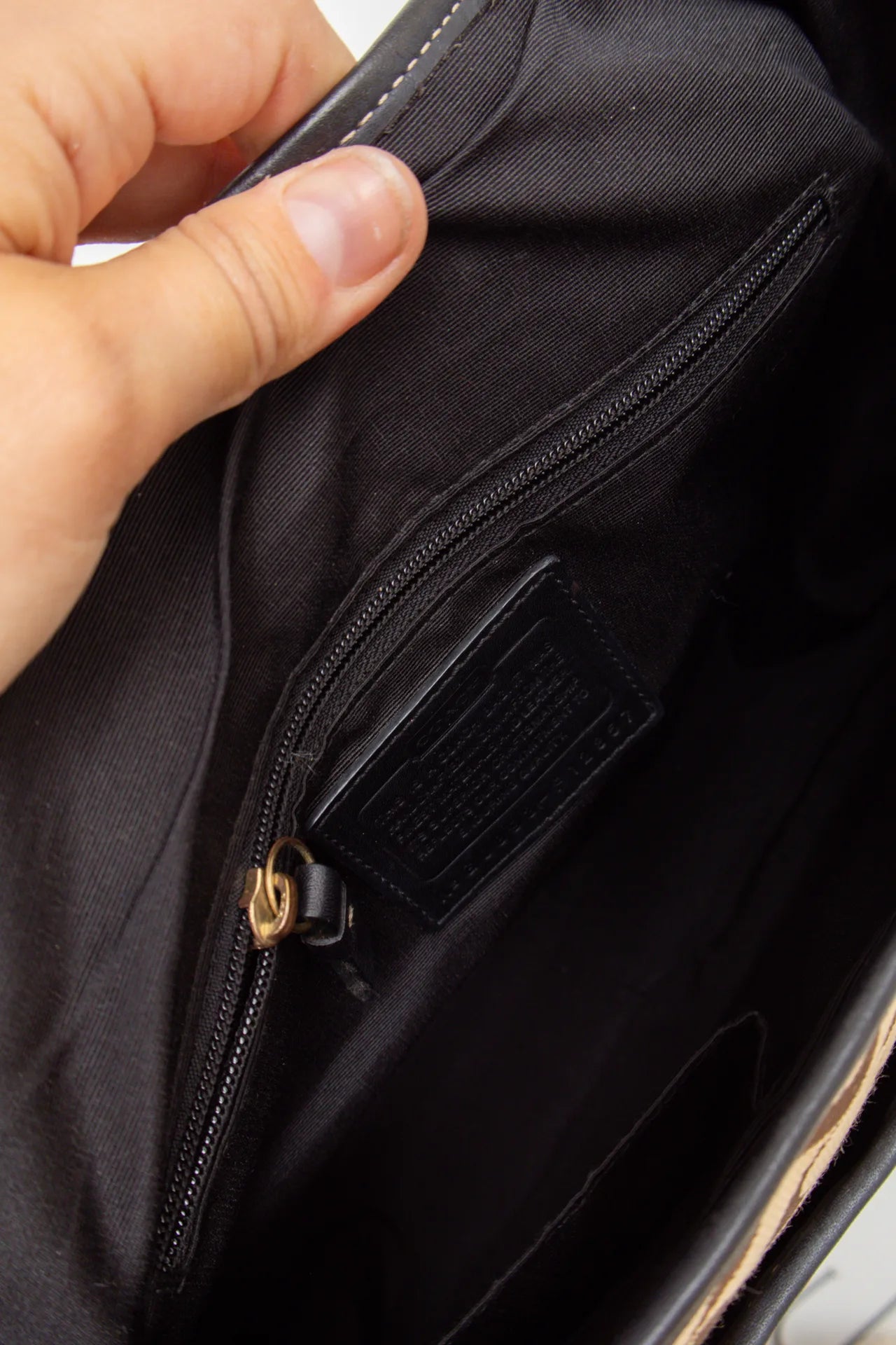 #178 Coach Flap Shoulder Bag Beige | c. 169