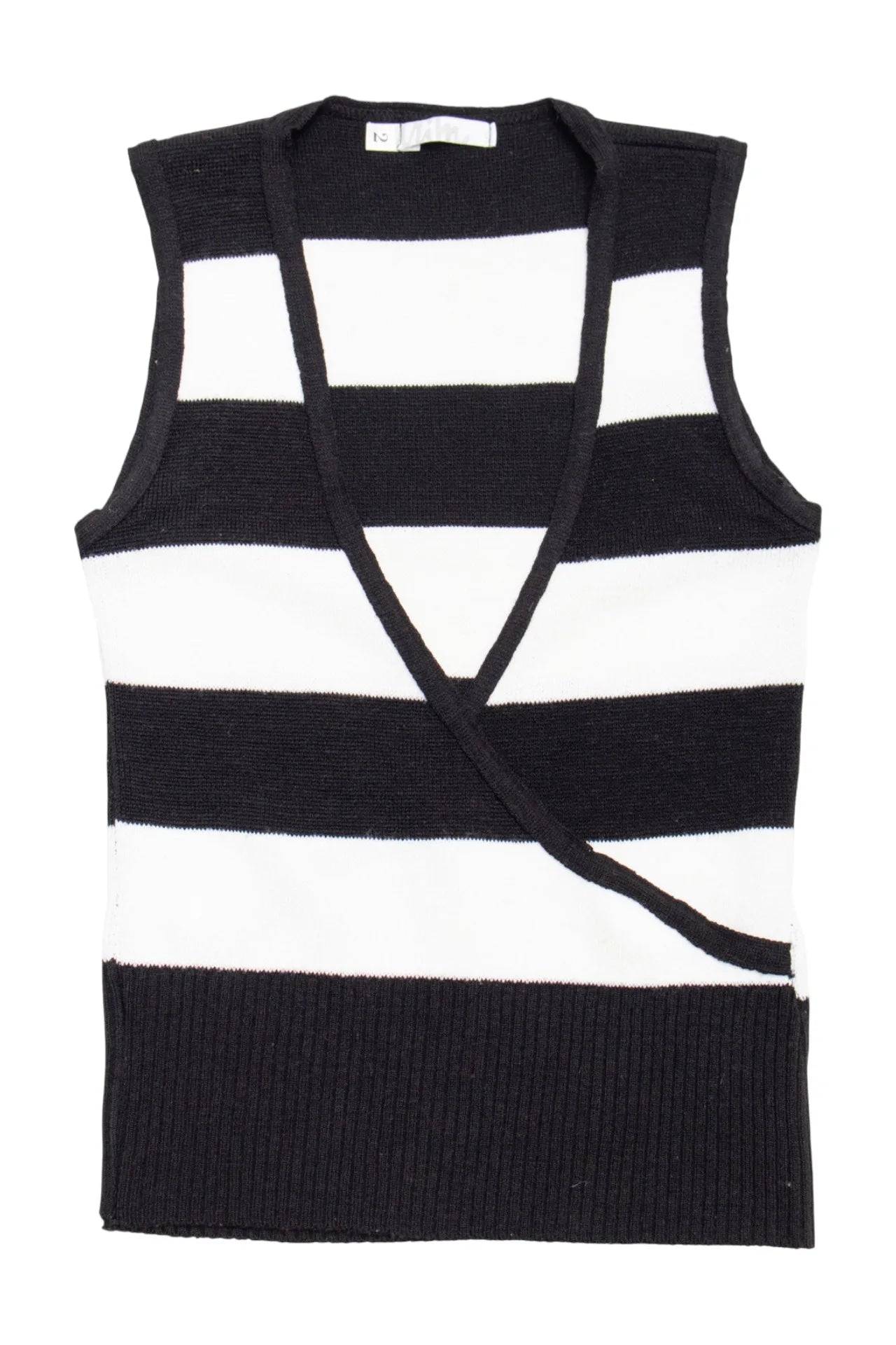#99 Sleeveless Knit Vest Black | c. 170 | Size 8