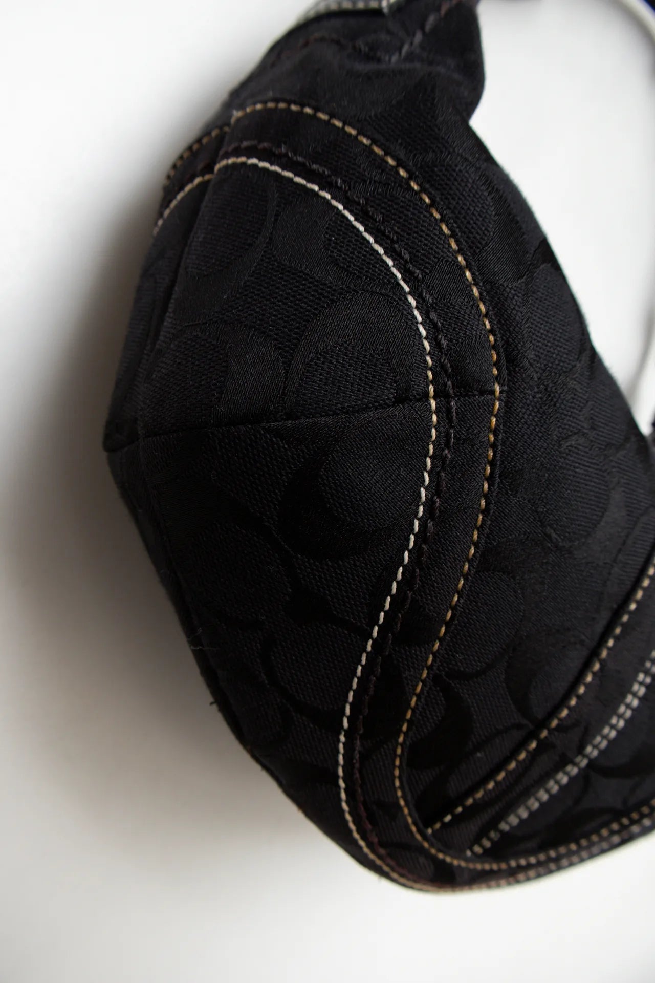 #198 Coach Shoulder Bag Black | c. 170