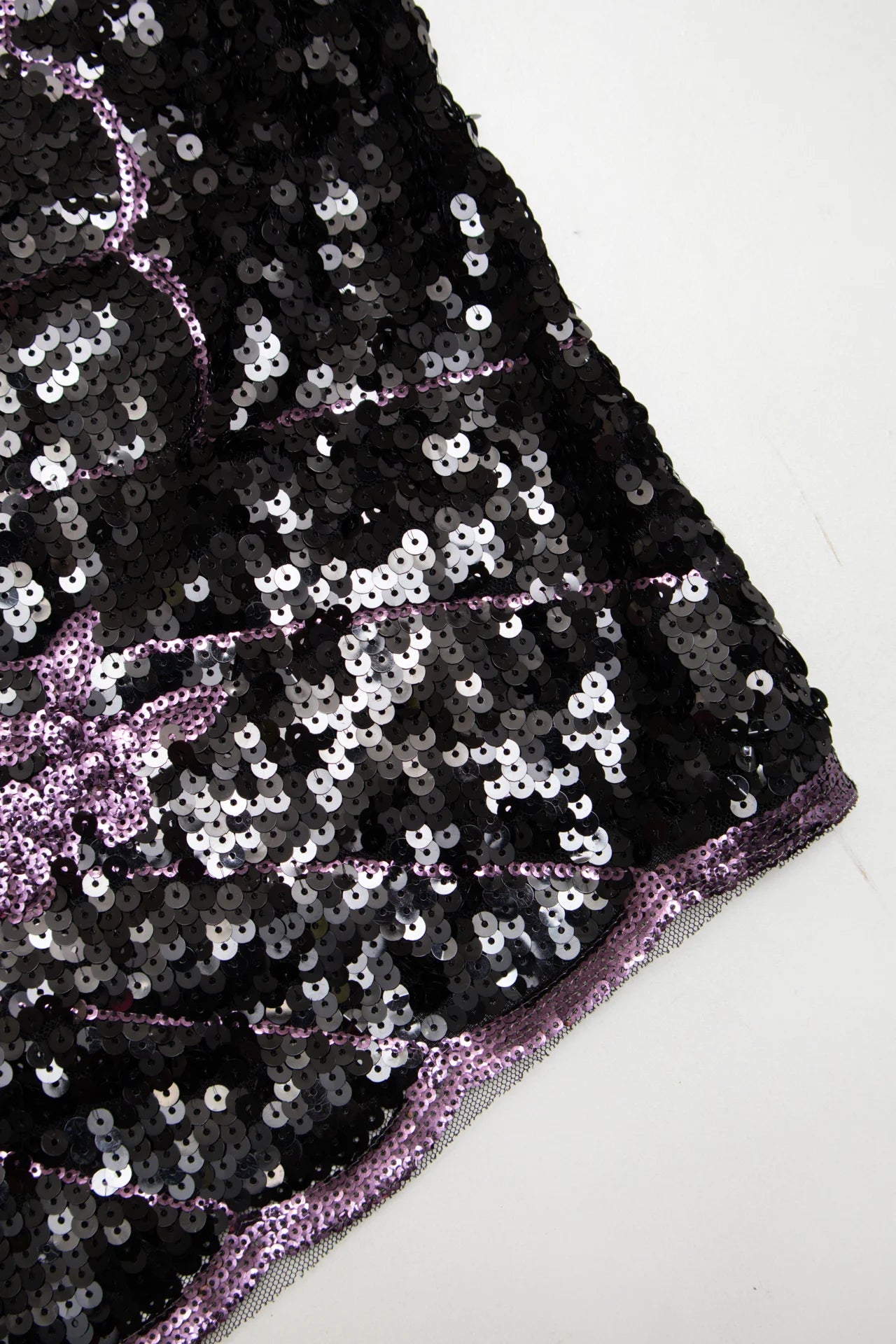 #04 Luv.ee Tu Collection Sequin Camisole Top Black | c. 171 | Size 12