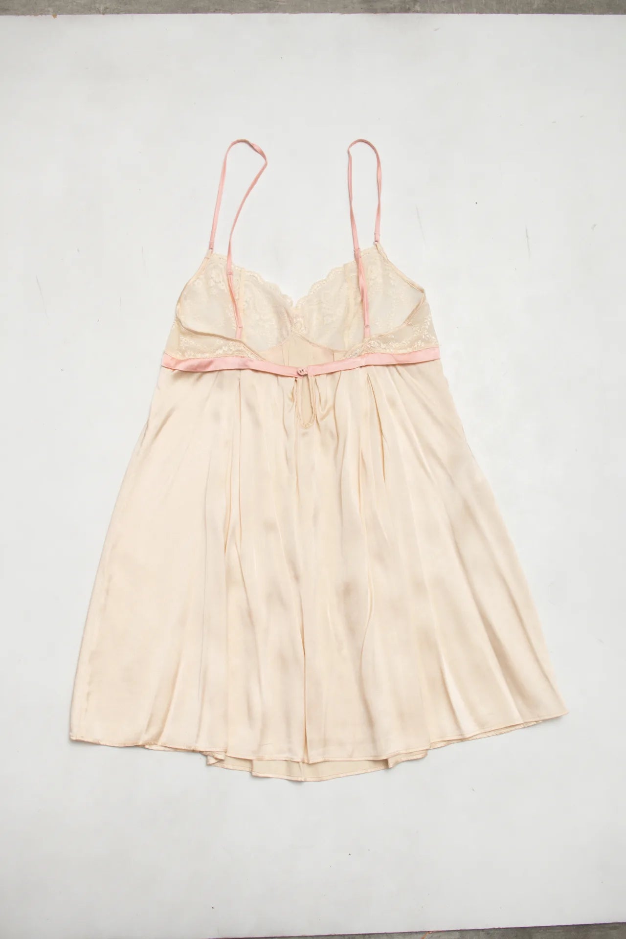 #120 Elle Macpherson Intimates Satin Lace Babydoll Chemise Beige | c. | Size 10