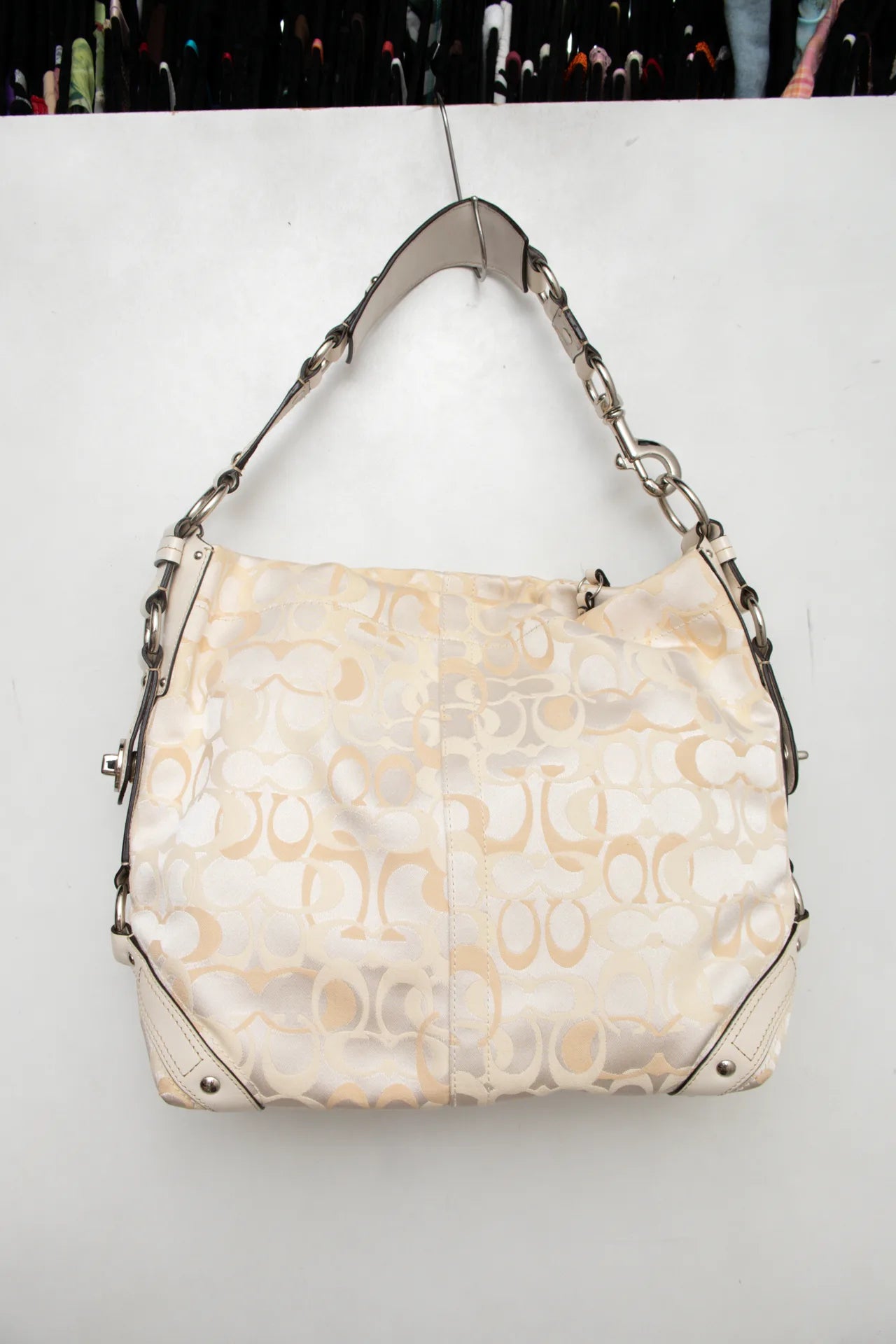 # Coach Shoulder Bag Beige | c.