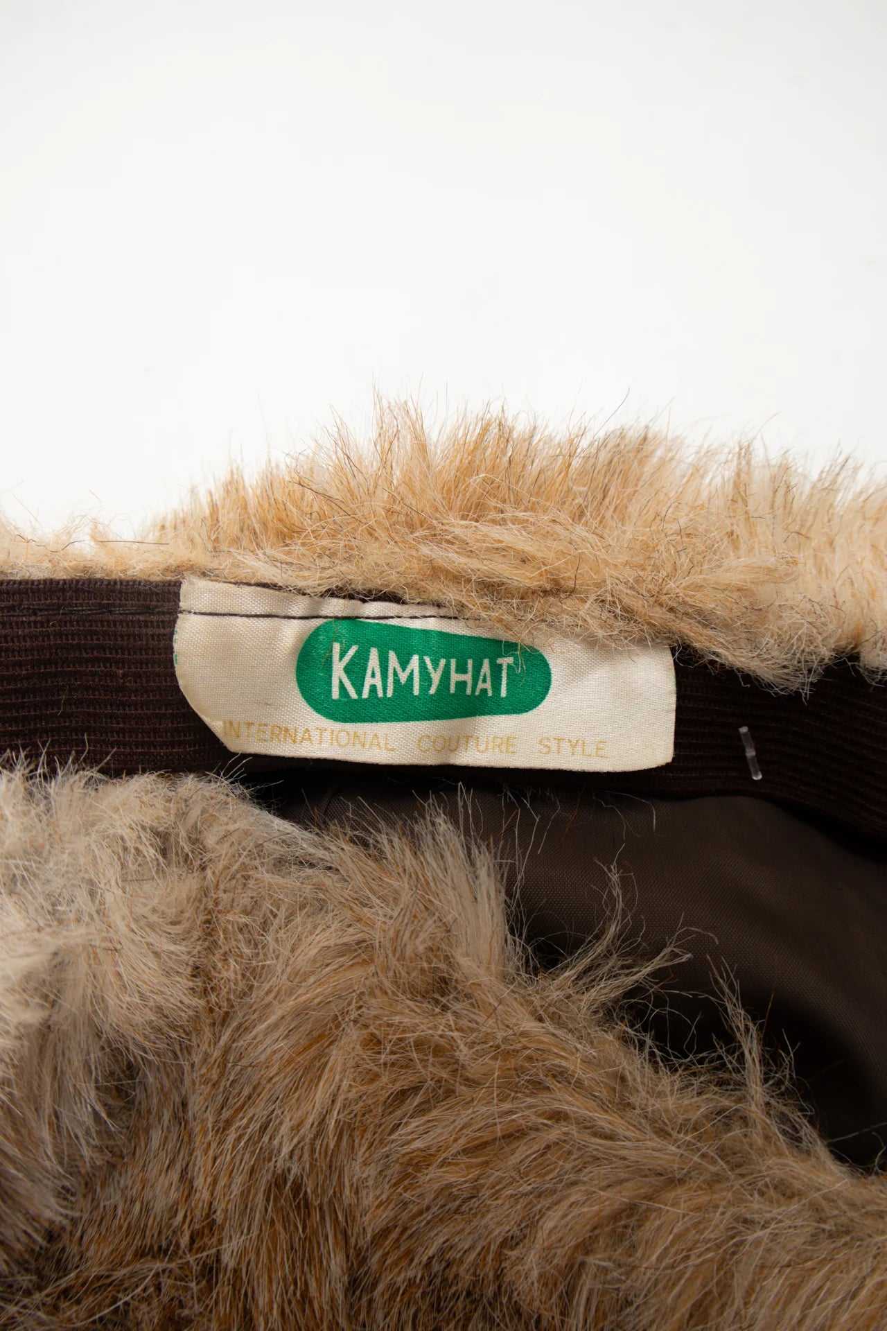 #224 Kamyhat Faux Fur Bucket Hat Beige | c. 171