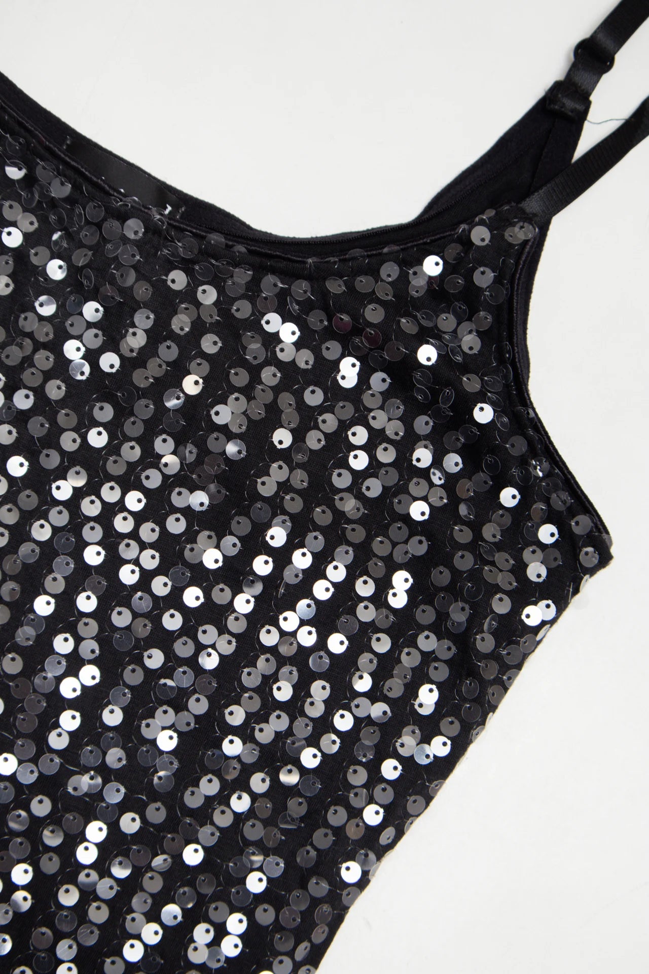 #10 Wet Seal Sequin Camisole Top Black | c. 172 | Size 8