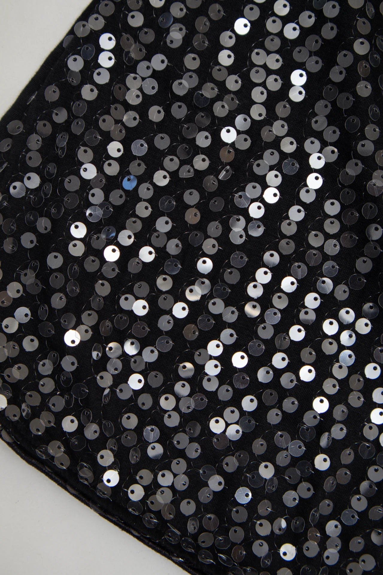 #10 Wet Seal Sequin Camisole Top Black | c. 172 | Size 8