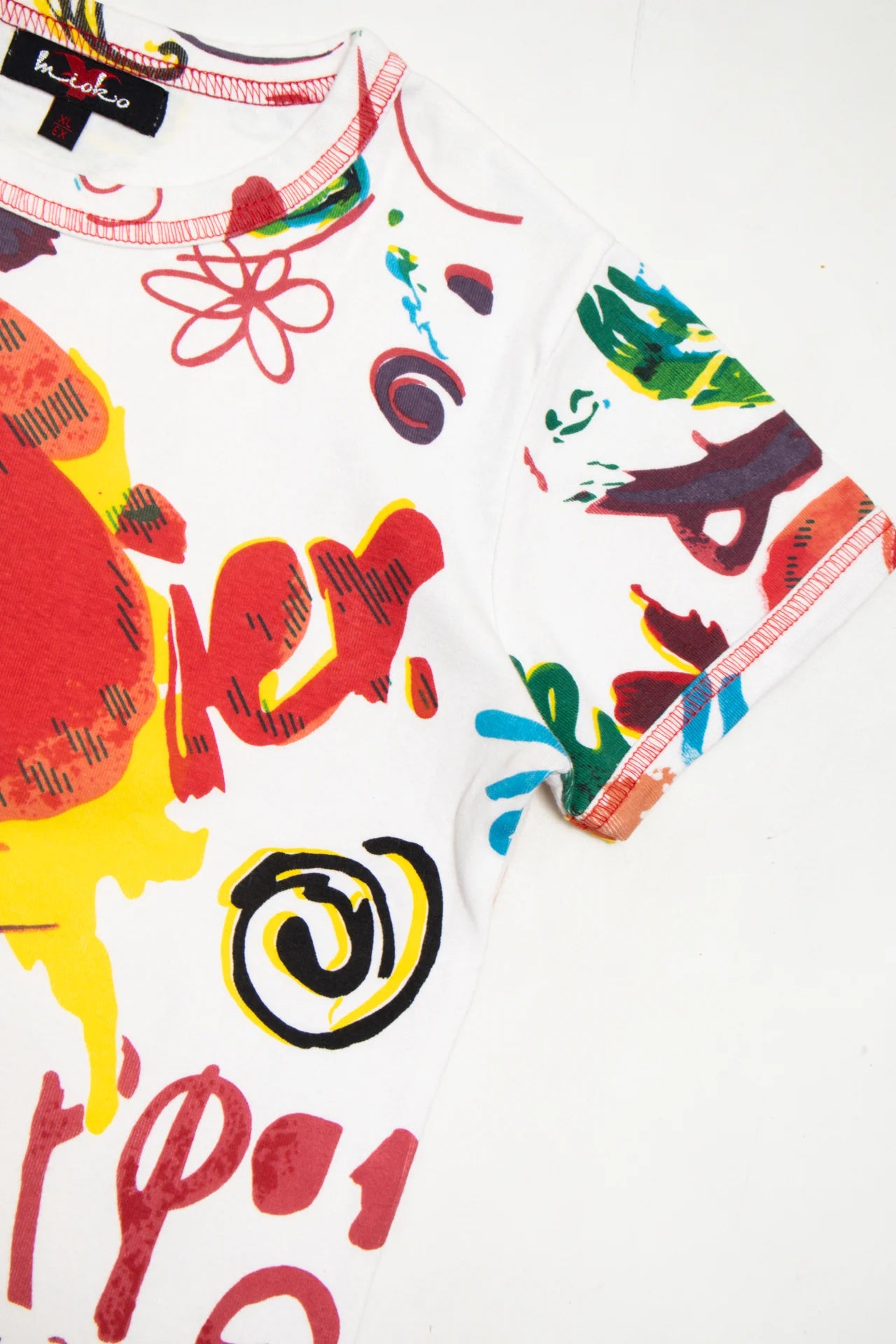 #70 Mikiwo Allover Abstract Graphic T-shirt White | c. 172 | Size 14
