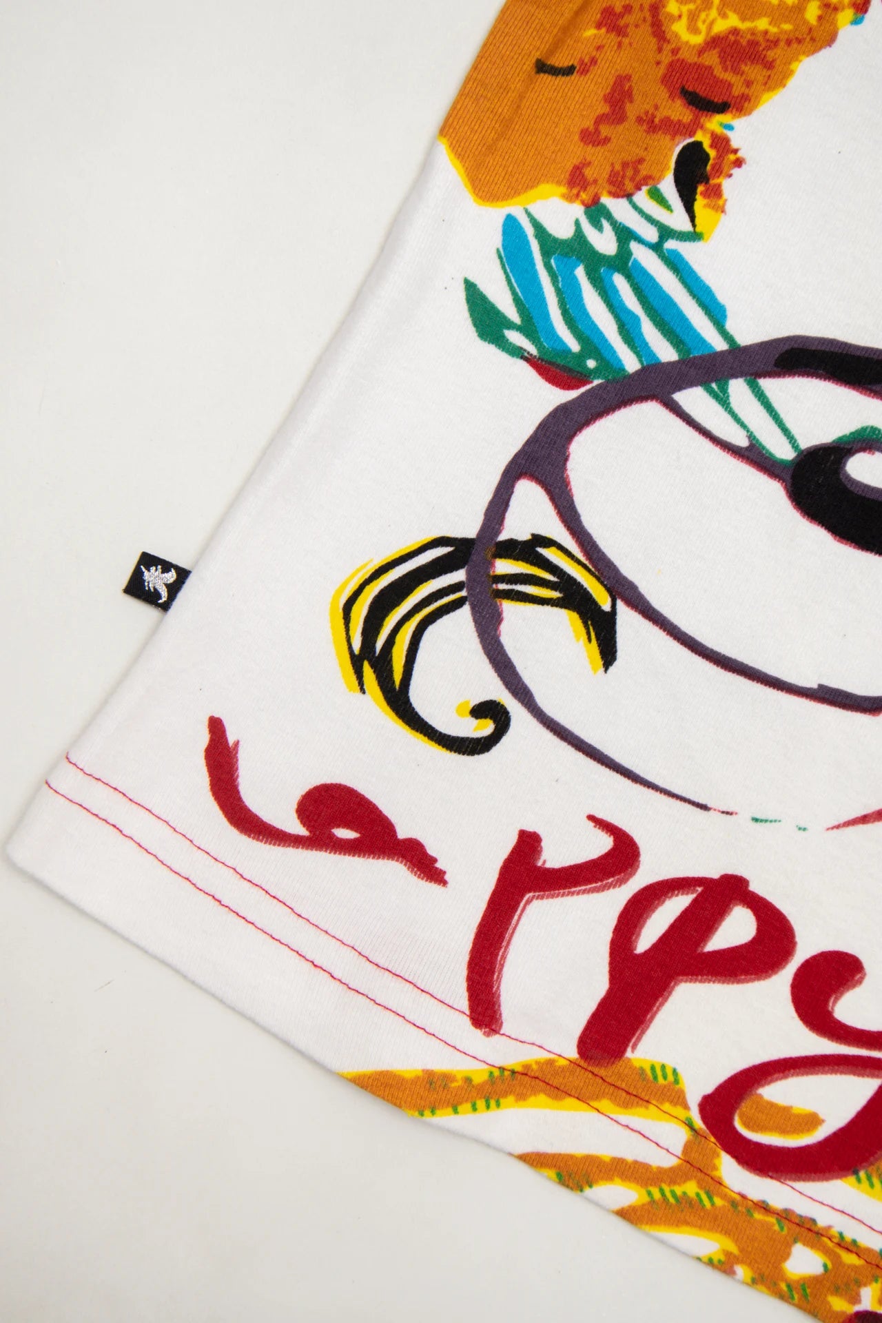 #70 Mikiwo Allover Abstract Graphic T-shirt White | c. 172 | Size 14