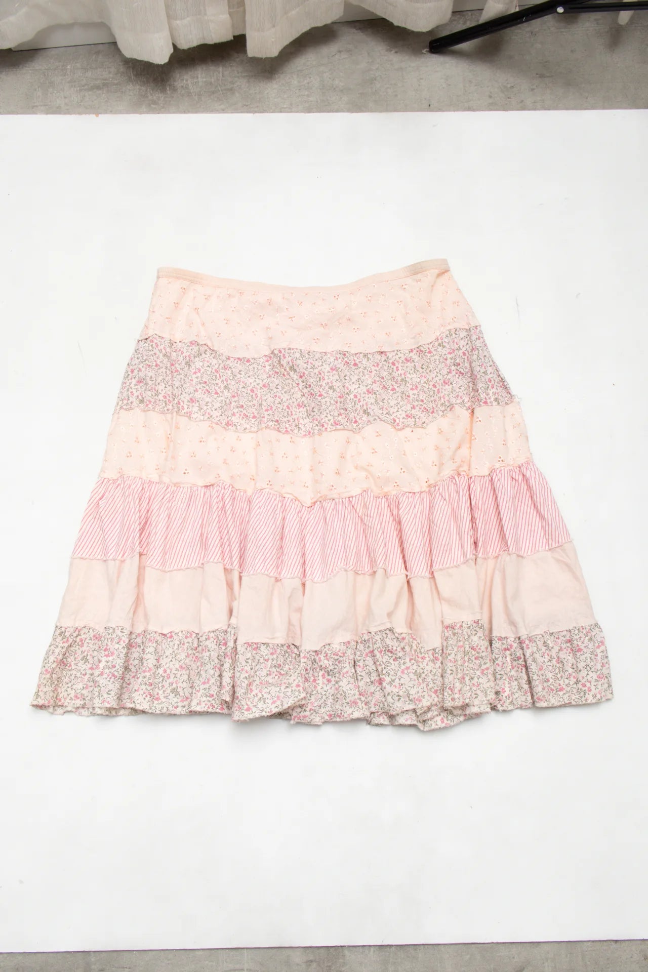 #115 No Boundaries Tiered Floral Stripe Mini Skirt Pink | c. 172 | Size 14