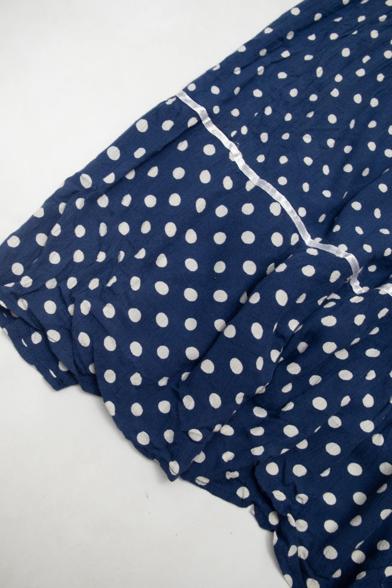#118 Cathy Daniels Tiered Polka Dot Skirt Navy | c. 172 | Size 10