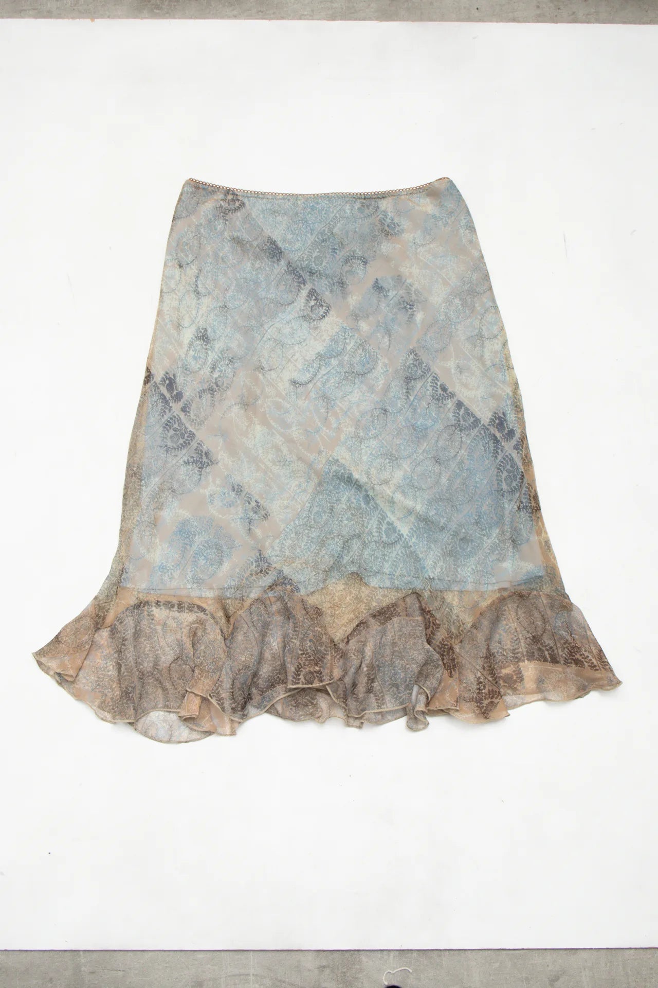 #123 La Belle Chiffon Printed Ruffle Hem Midi Skirt Blue | c. 172 | Size 8/10