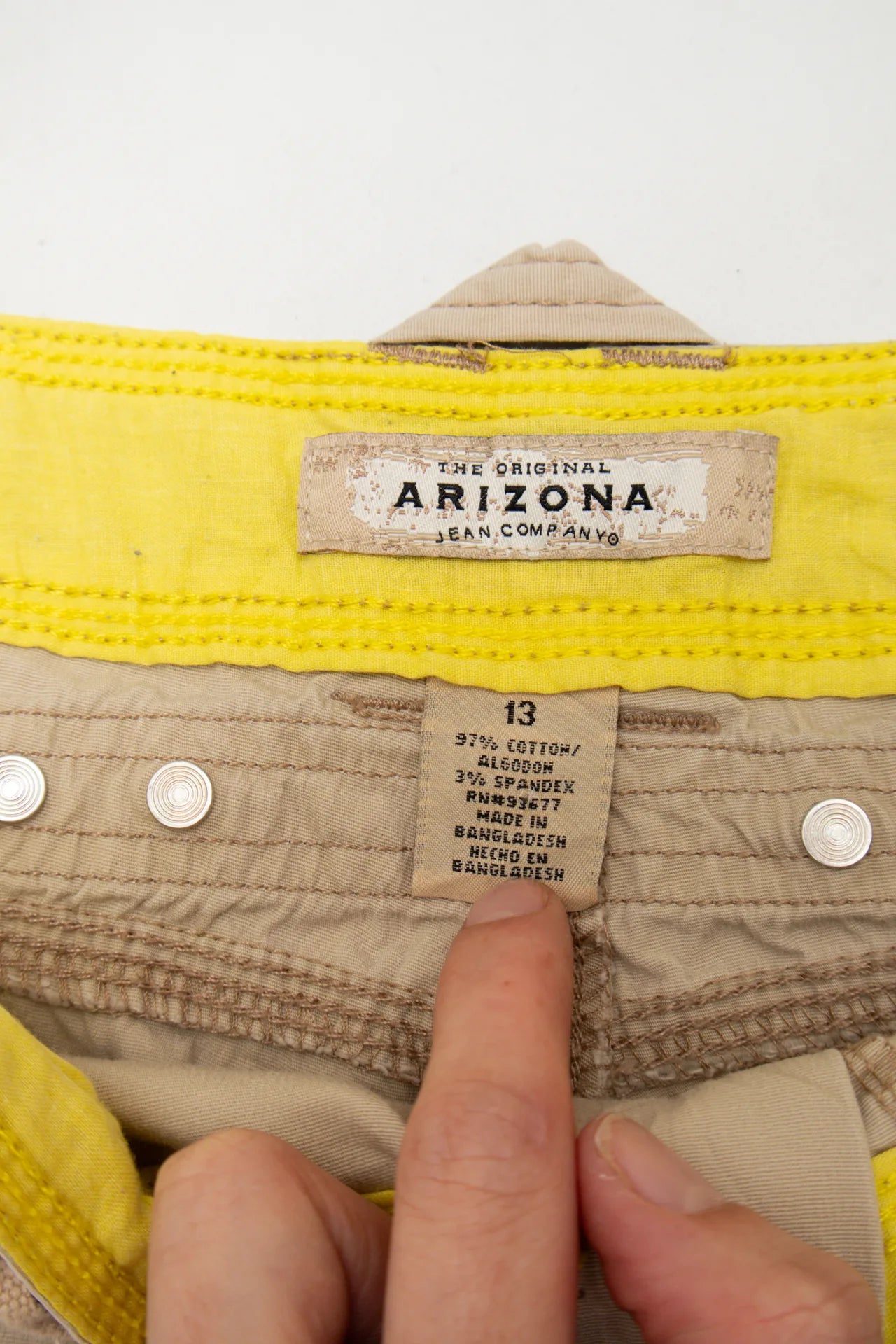 #161 Arizona Jean Company Beige Capri Cargo Pants With Ties Beige | c. 172 | Size 14