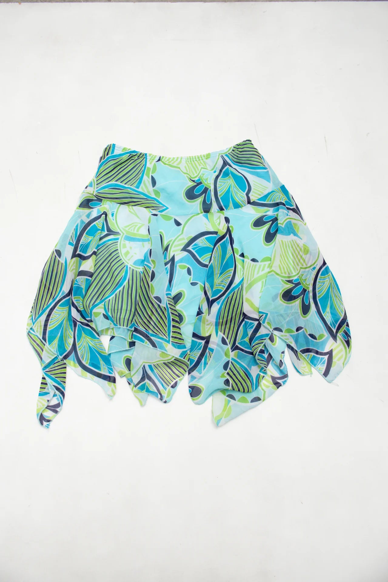 #164 Iz Byer California Printed Handkerchief-hem Skirt Blue | c. 172 | Size 10