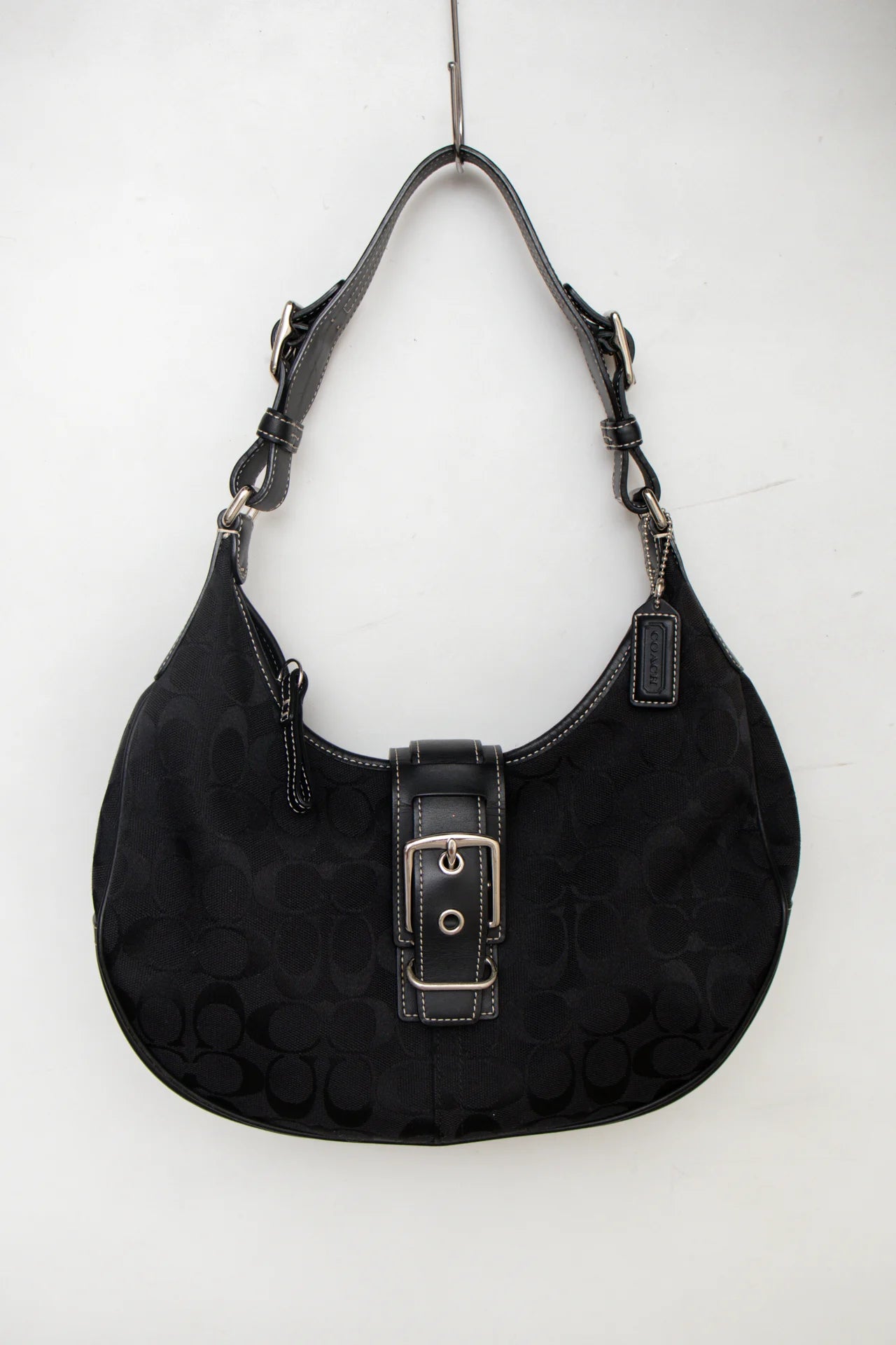 #189 Coach Shoulder Bag Black | c. 172