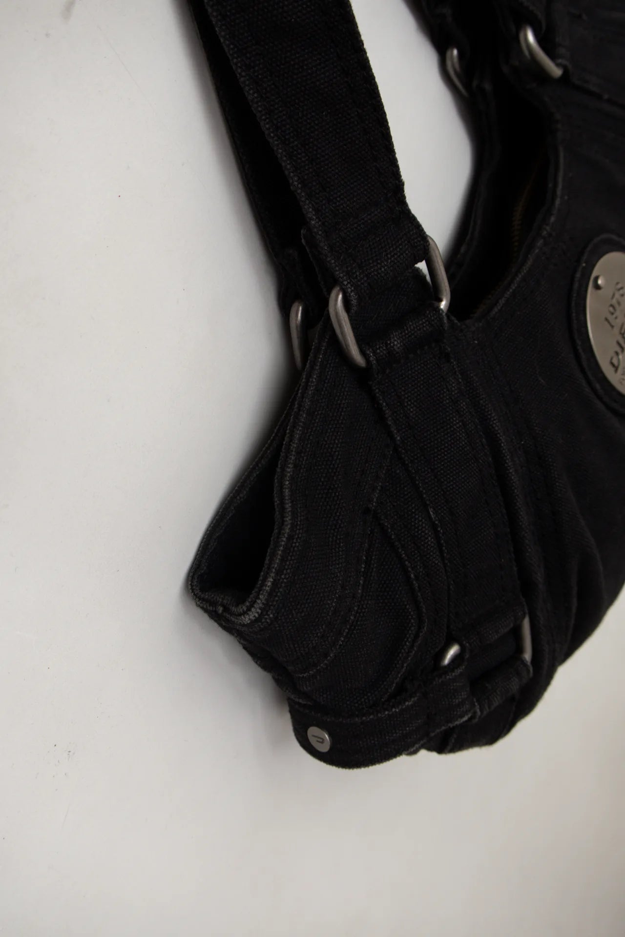 #194 Diesel Handbag Black | c. 172