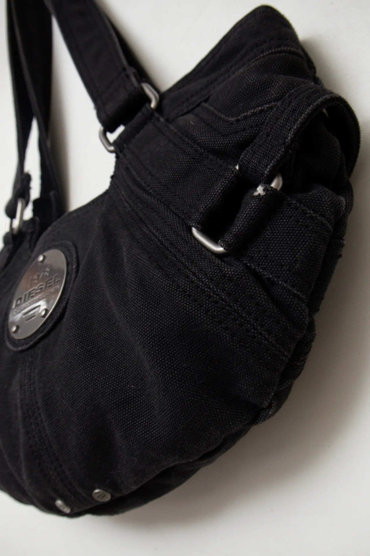 #194 Diesel Handbag Black | c. 172