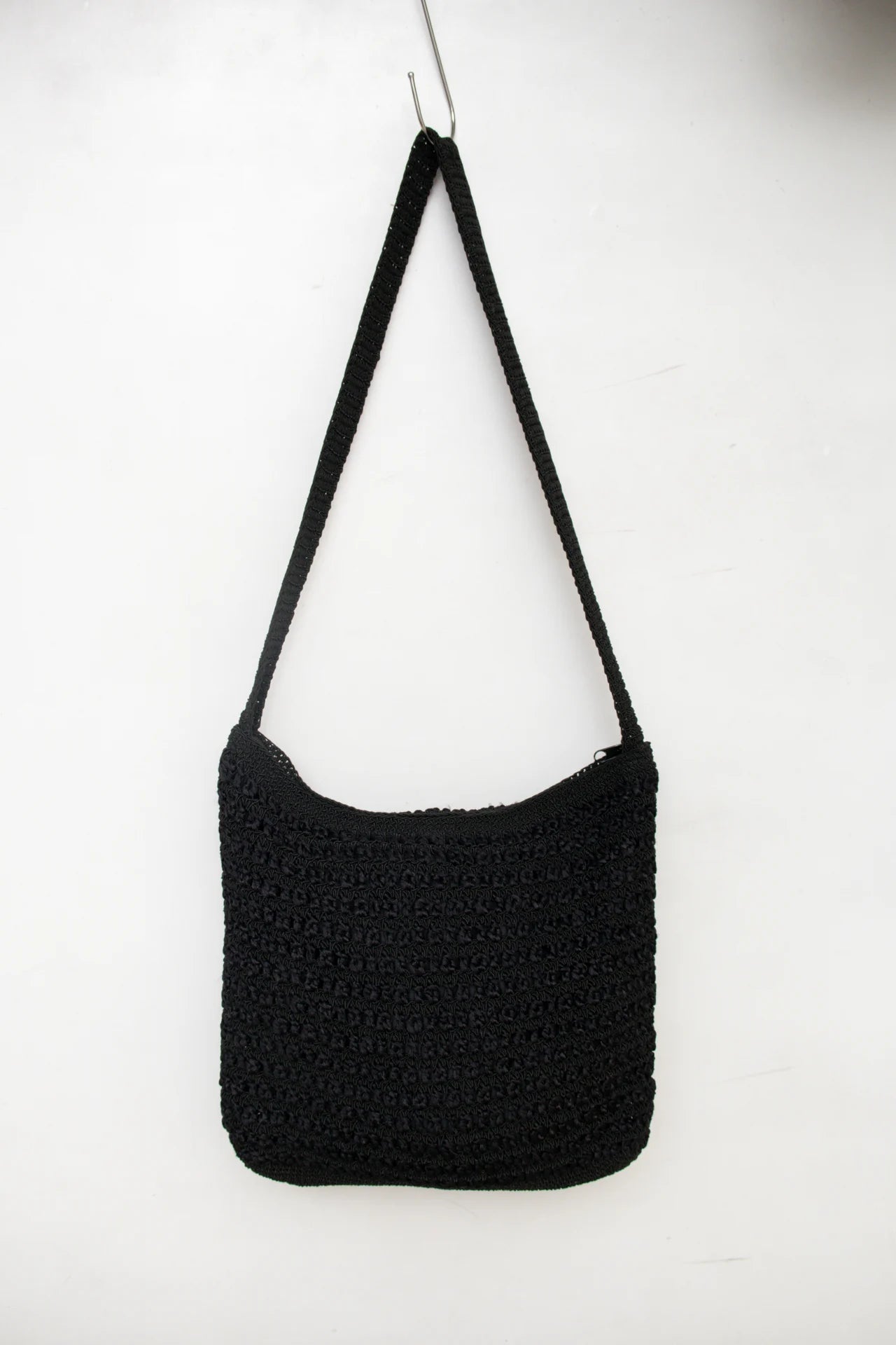#195 Shoulder Bag Black | c. 172