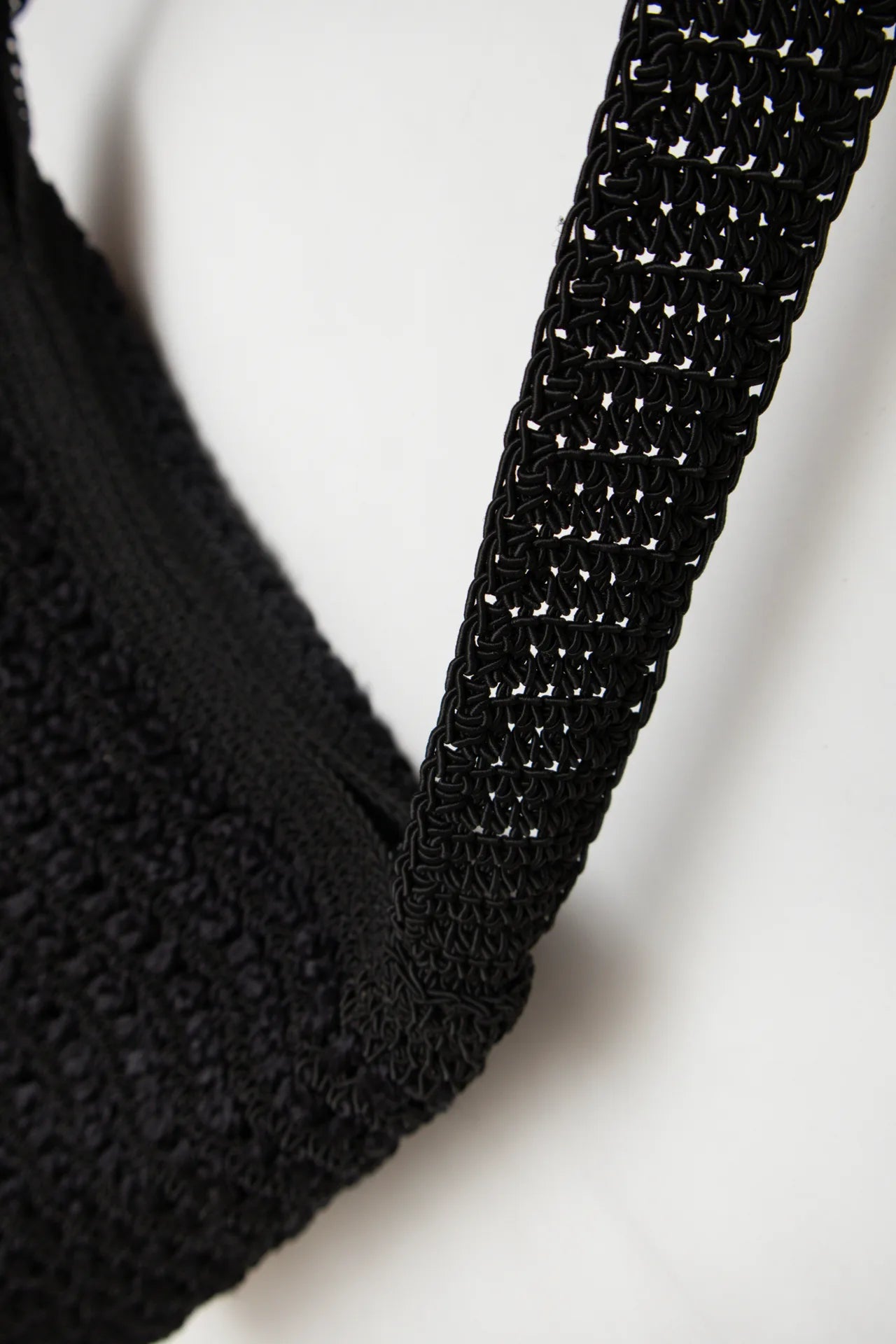 #195 Shoulder Bag Black | c. 172