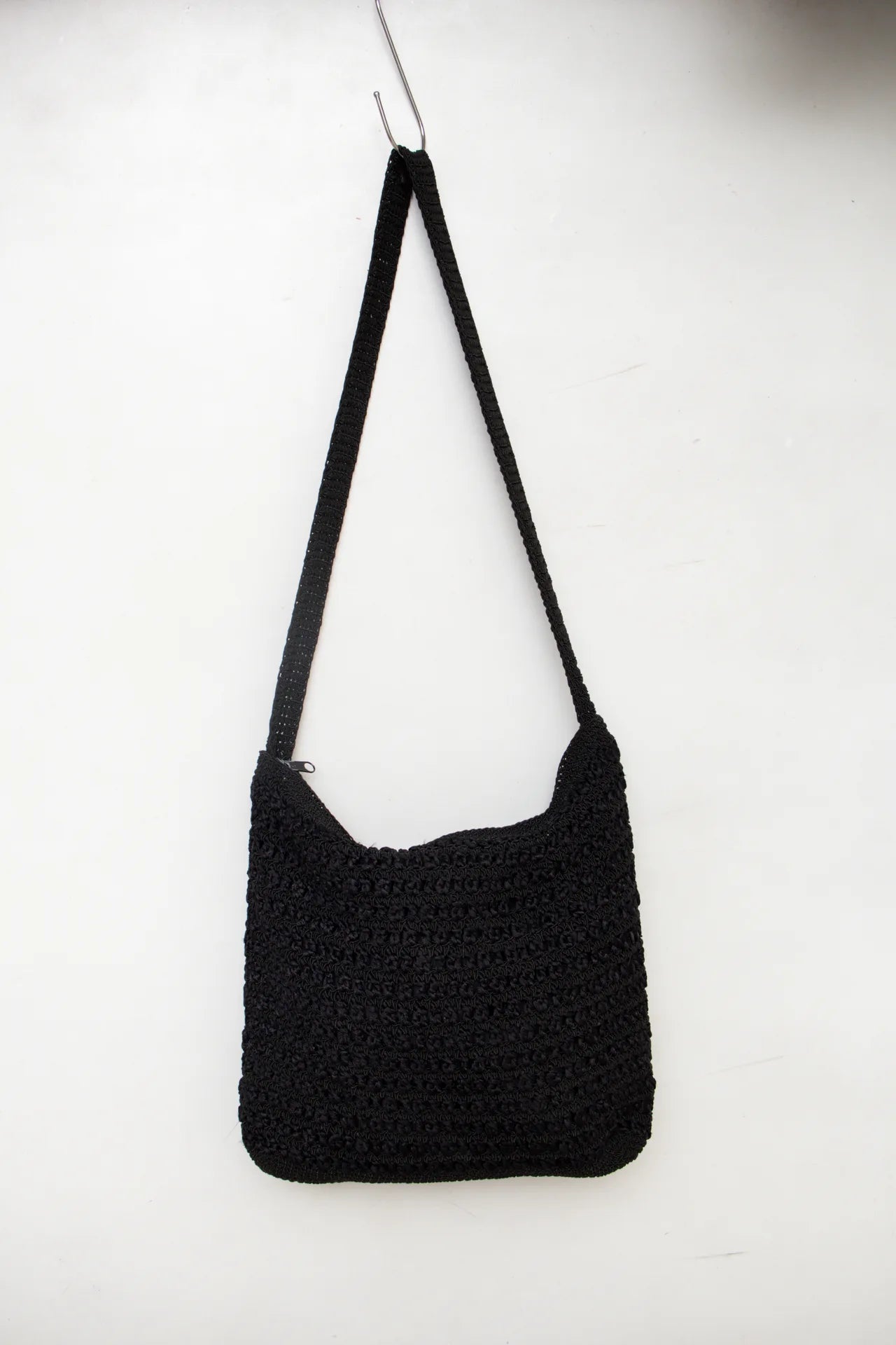 #195 Shoulder Bag Black | c. 172