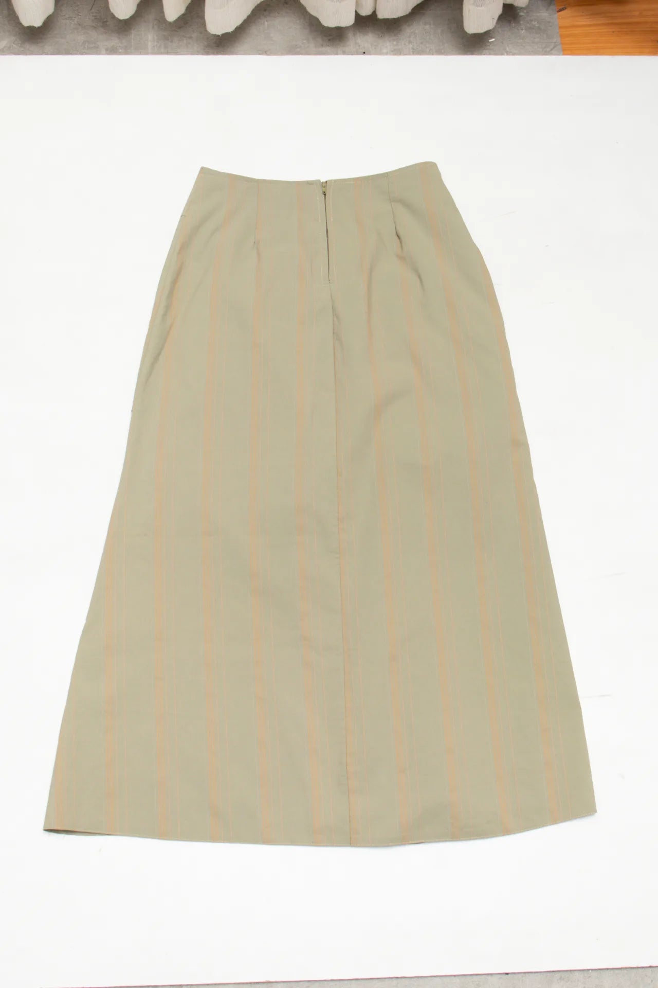#235 Utility A-line Midi Skirt Beige | c. 272 | Size 6