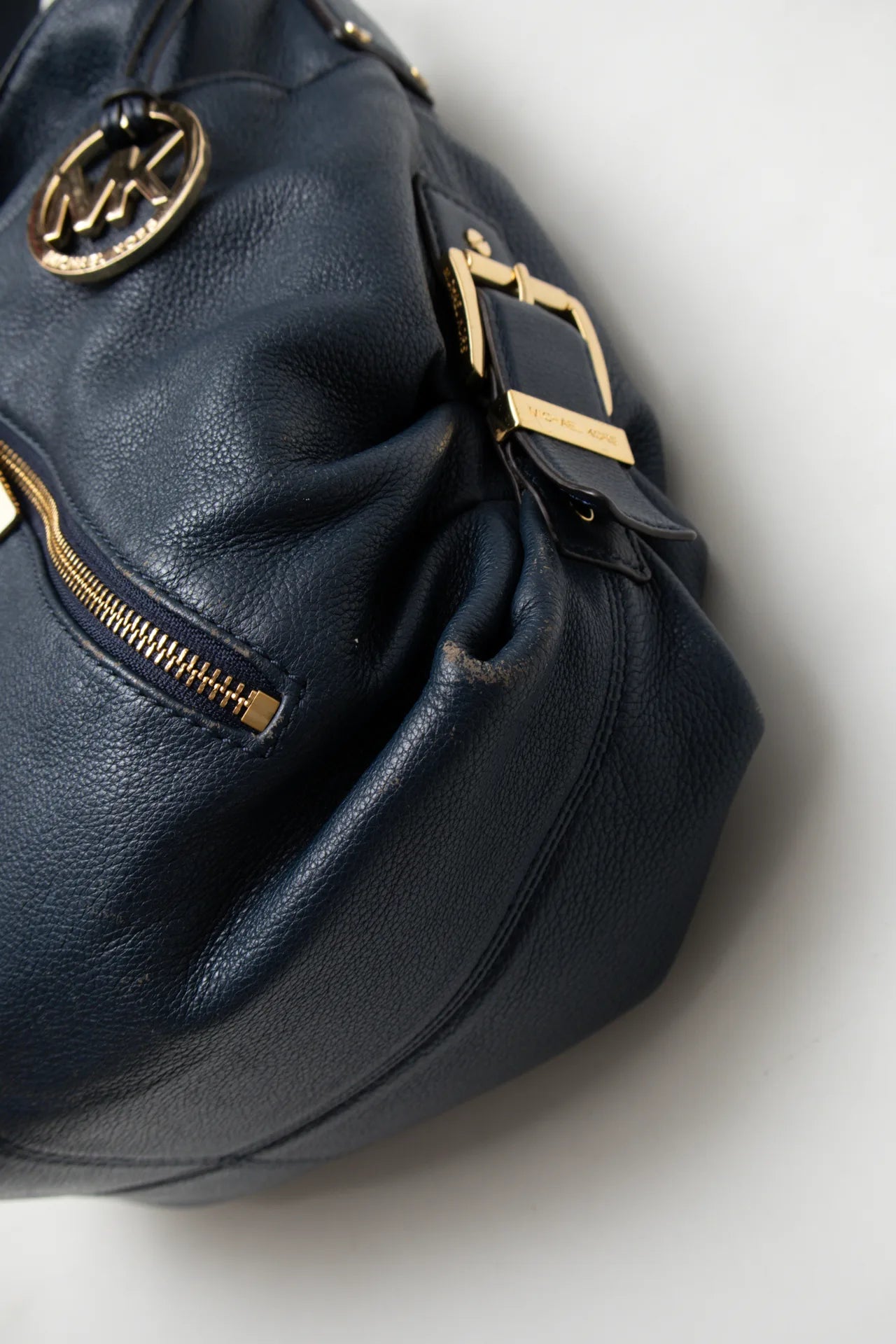 #243 Michael Kors Shoulder Hobo Bag Navy | c. 272 | Size
