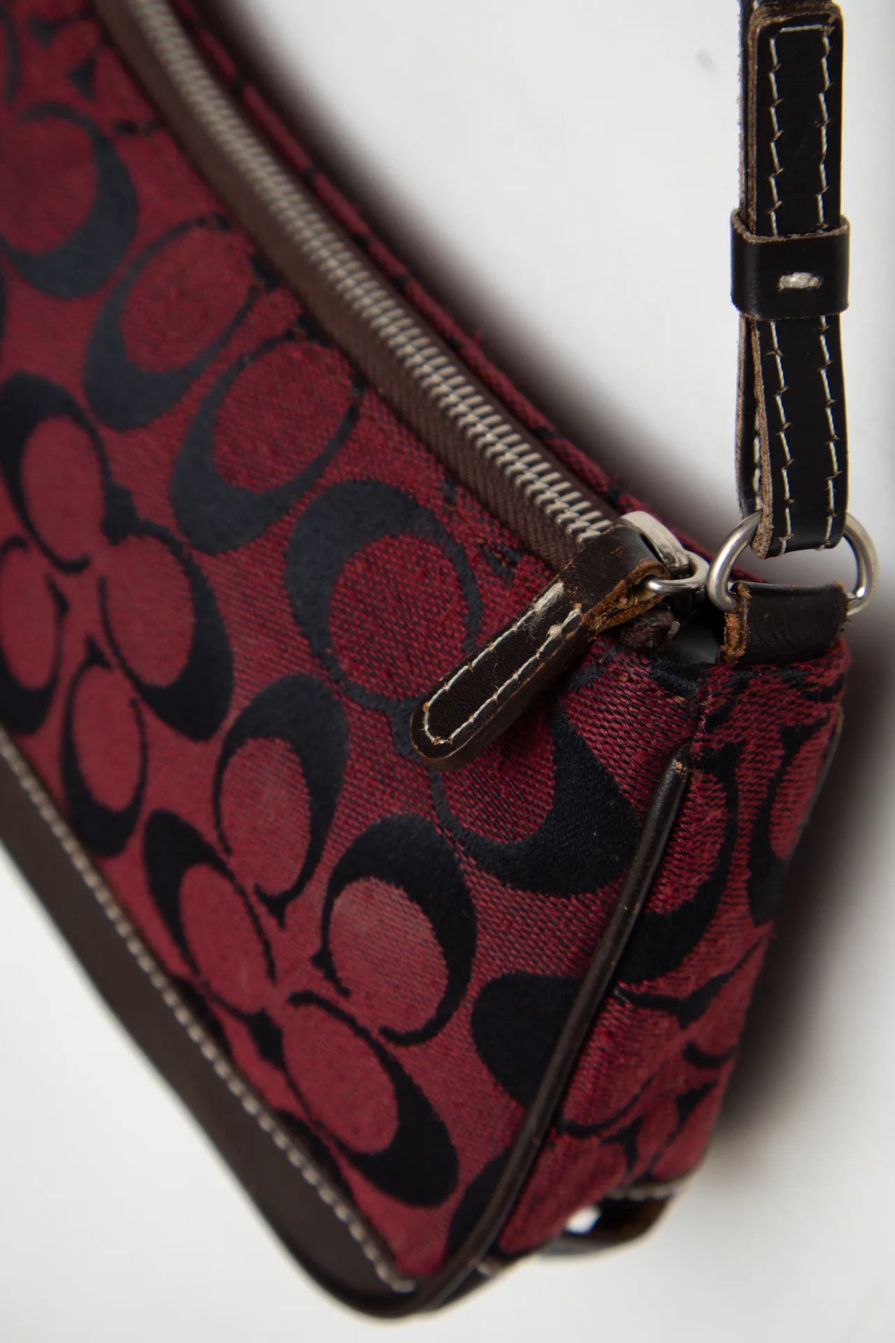 #245 Coach Shoulder Bag Red | c. 272 | Size