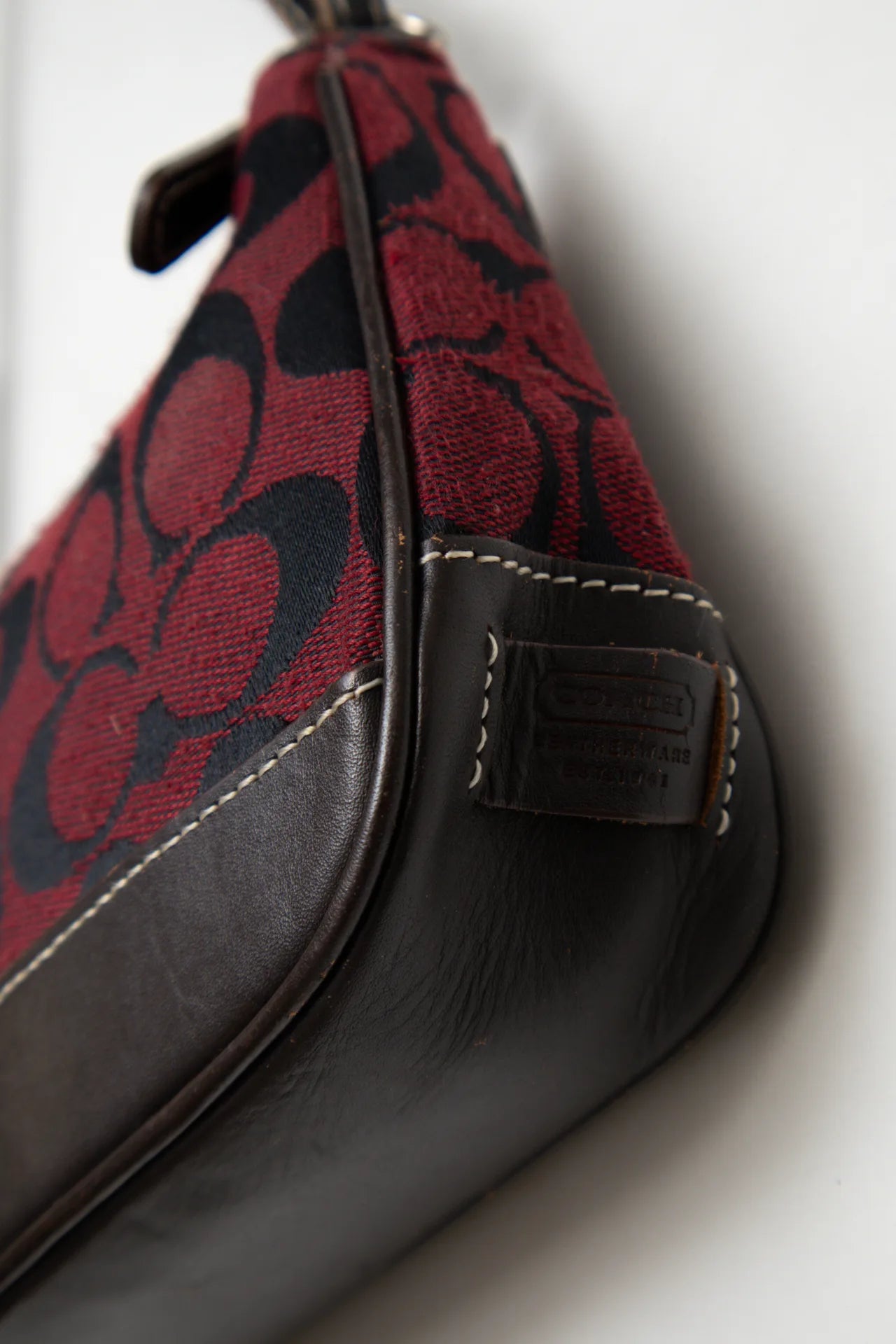 #245 Coach Shoulder Bag Red | c. 272 | Size