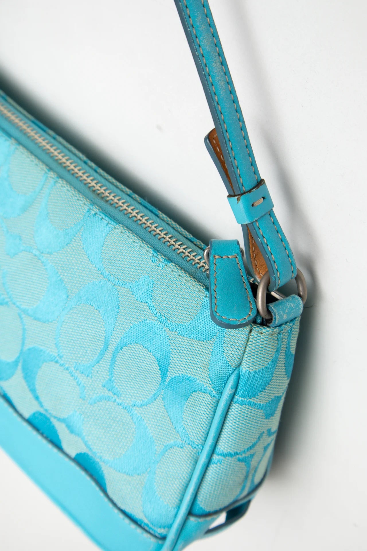 #248 Coach Shoulder Baguette Bag Blue | c. 272 | Size