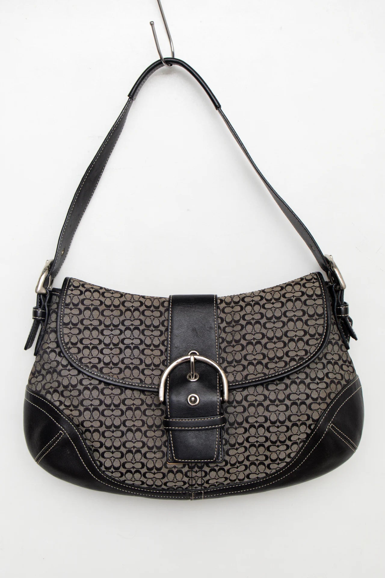 #250 Coach Shoulder Bag Black | c. 272 | Size