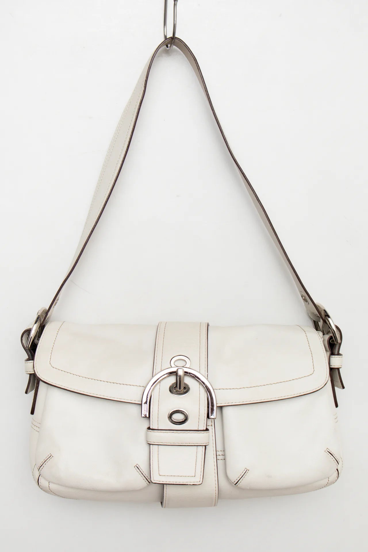 #253 Shoulder Bag White | c. 272 | Size