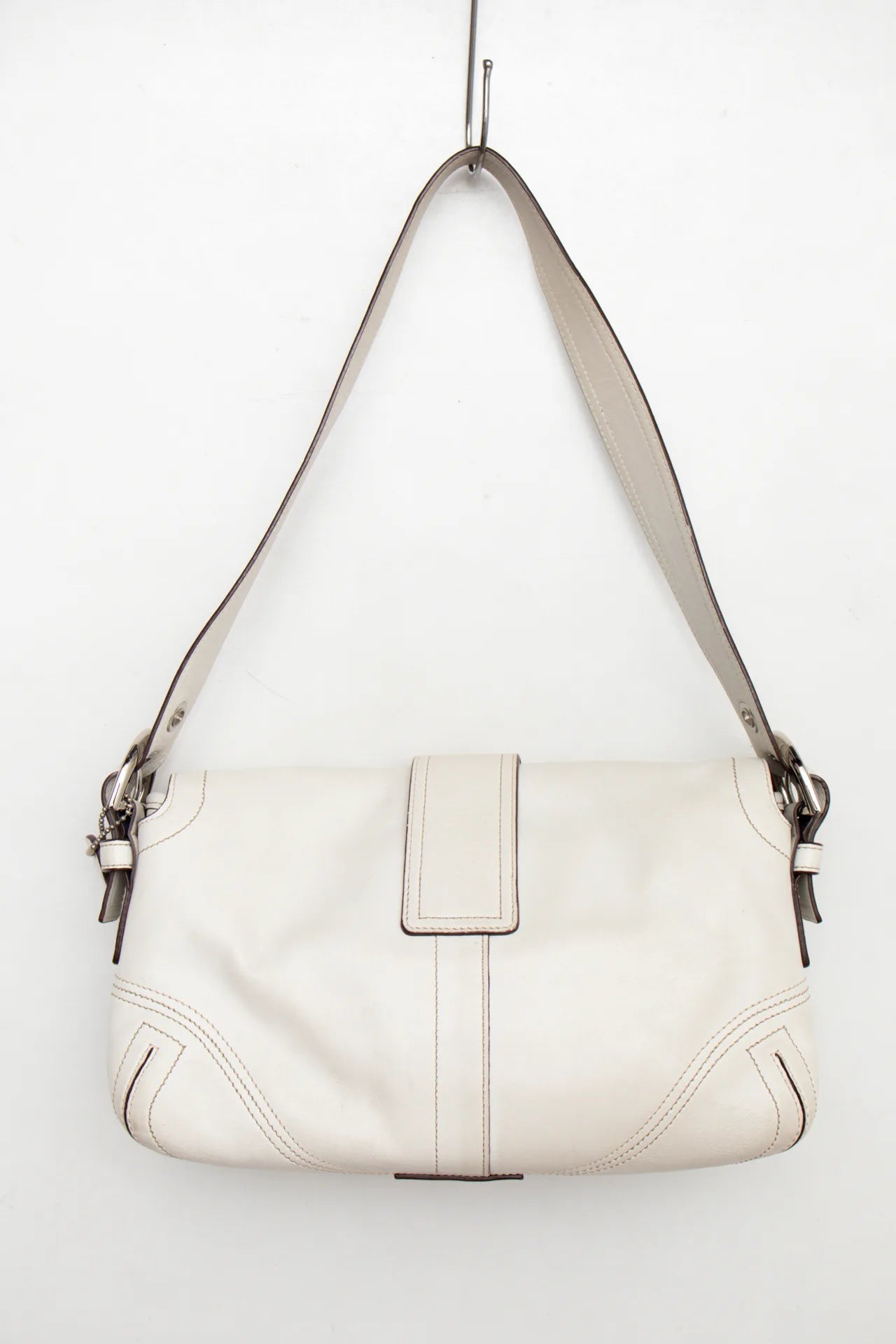 #253 Shoulder Bag White | c. 272 | Size