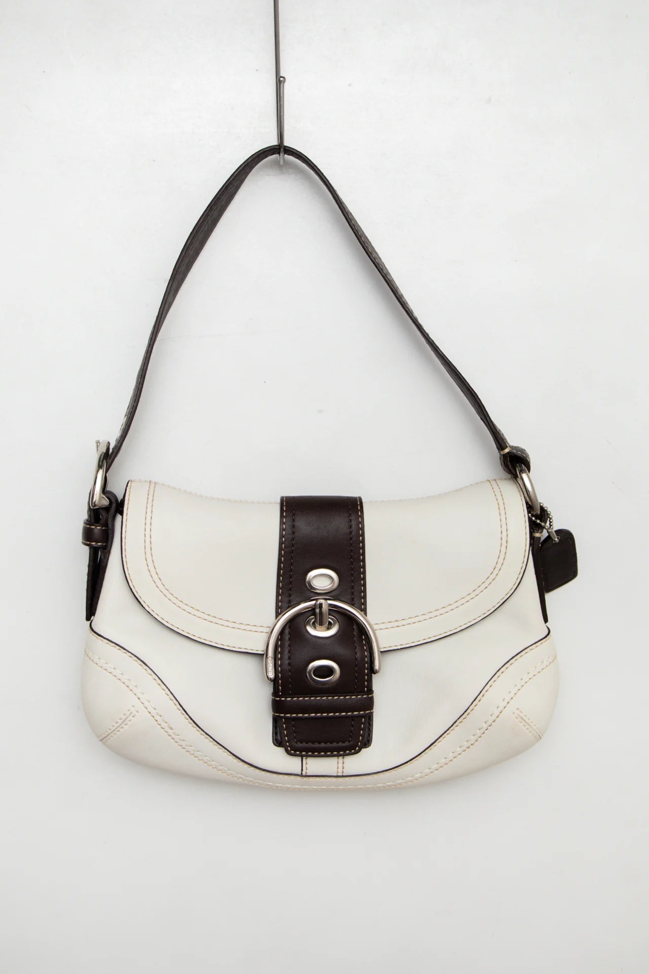 #254 Shoulder Bag White | c. 272 | Size