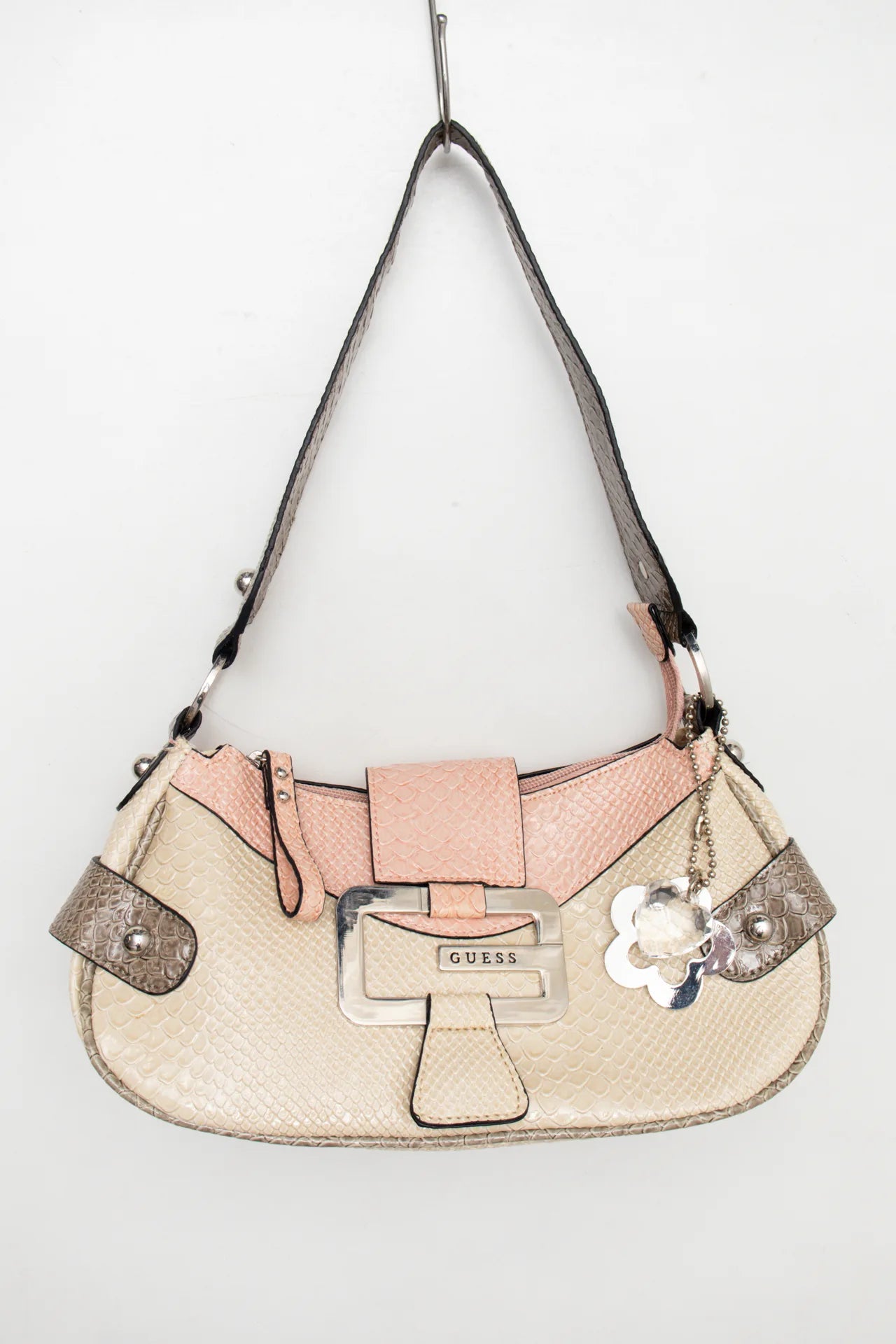#257 Guess Shoulder Bag Beige | c. 272 | Size