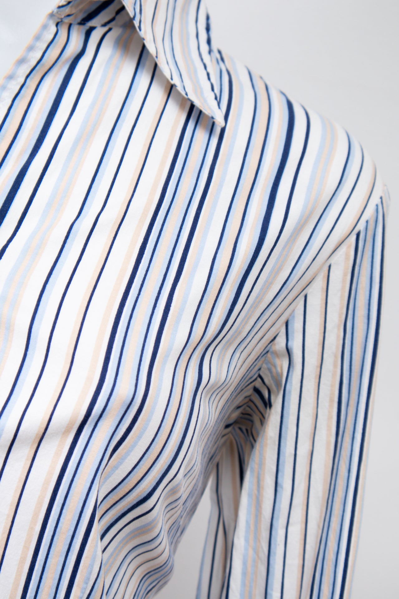 #103 Fred David Stretch Shirt White | c. 198 | Size 8