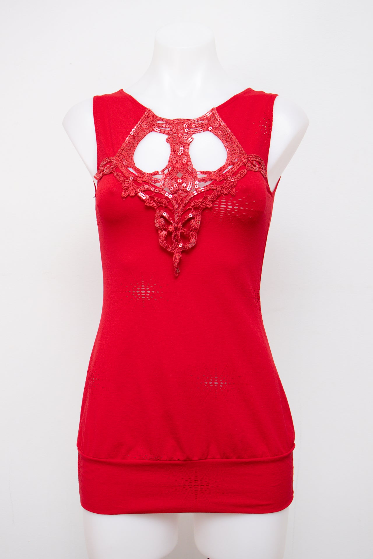 #052 Belle Amie Dress Red | c. 212 | Size 8