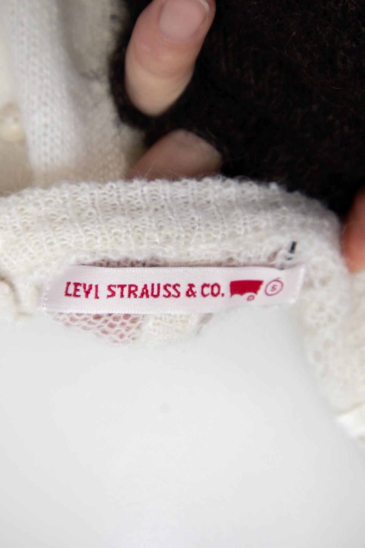 #109 Levi Strauss & Co. T-shirt White | c. 196 | Size 8