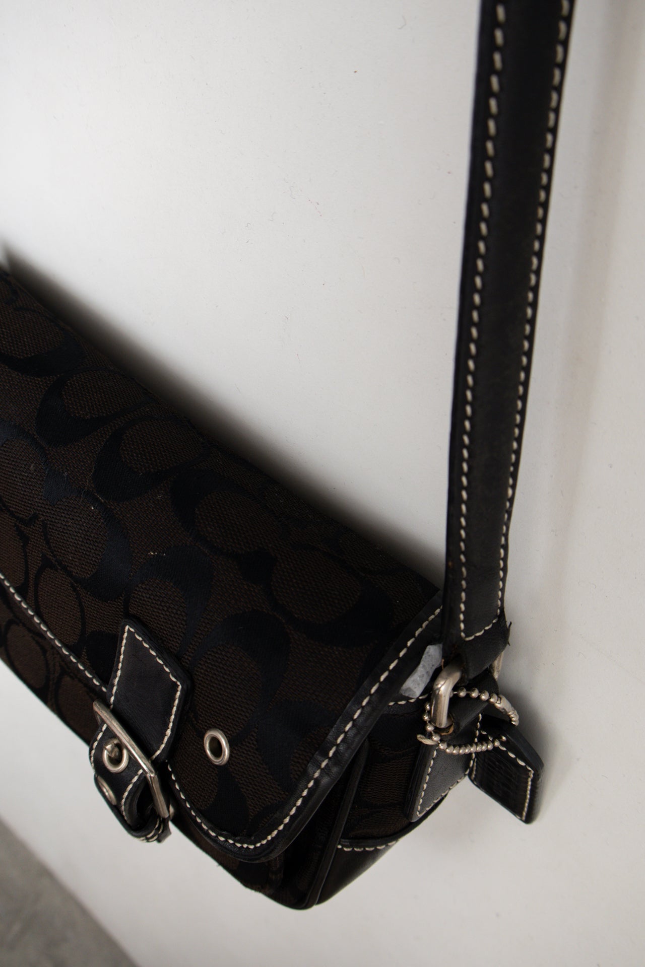 #172 Coach Shoulder Bag Black | c. 187 | Size