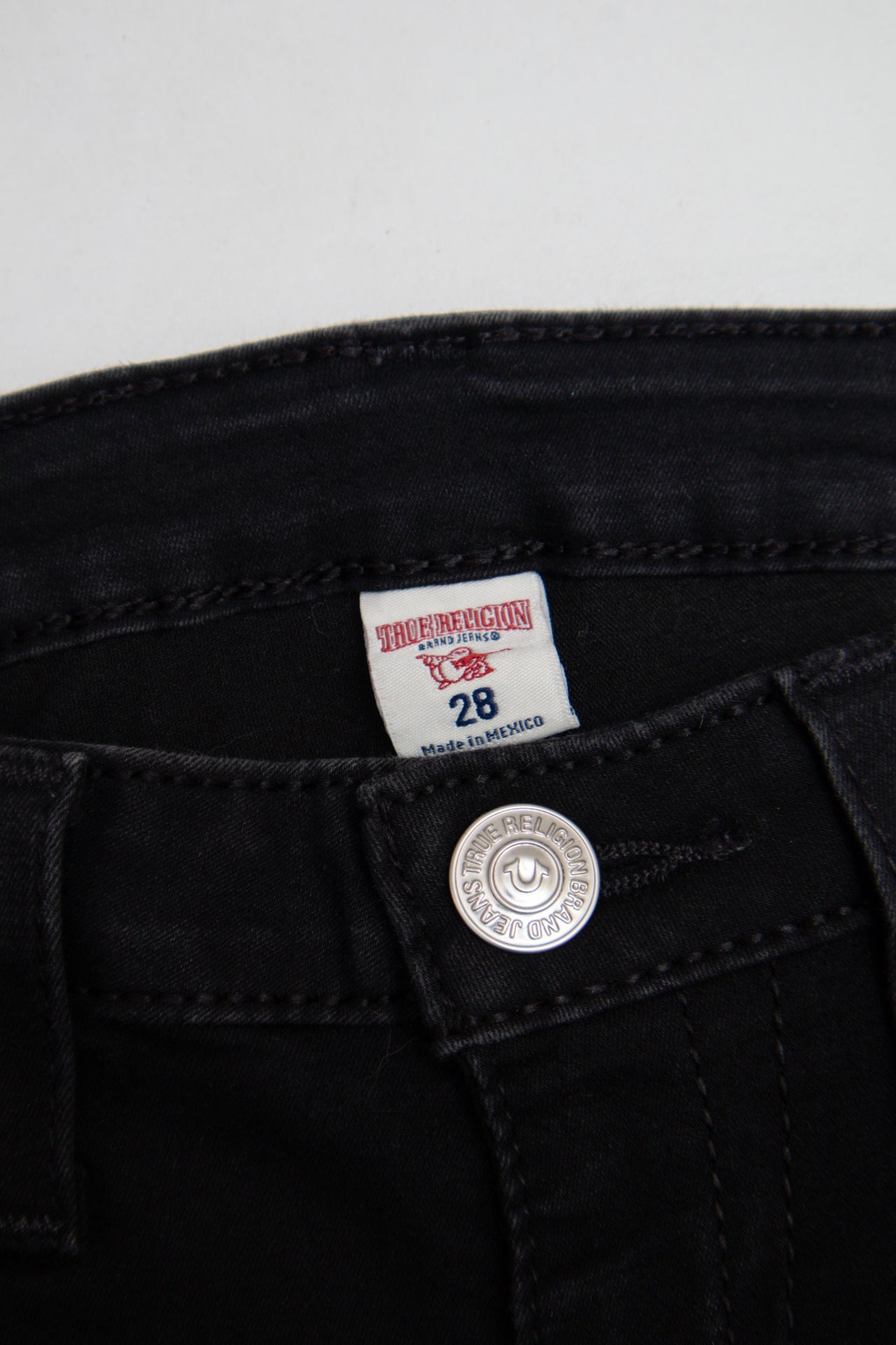 #083 True Religion Jeans Black | c. 206 | Size 8