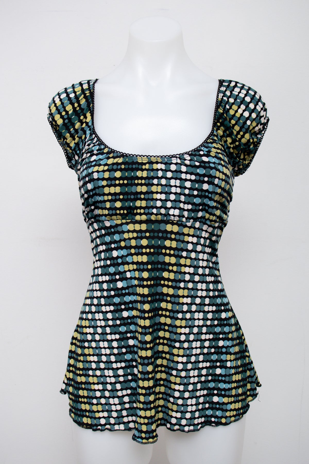 #031 Heaven Soul Short Sleeve Black | c. 209 | Size 8