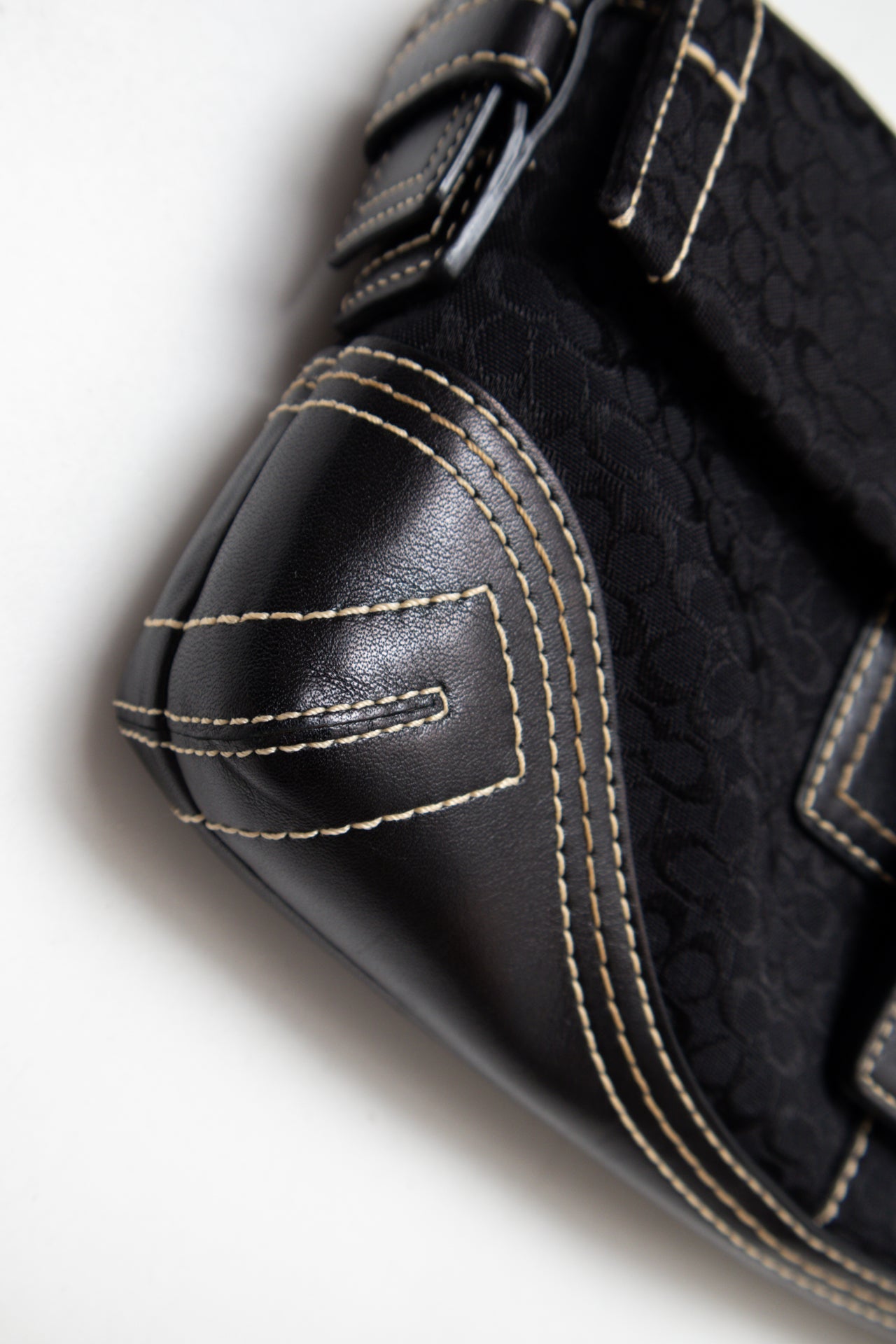 # Coach Shoulder Bag Black | c. 187 | Size