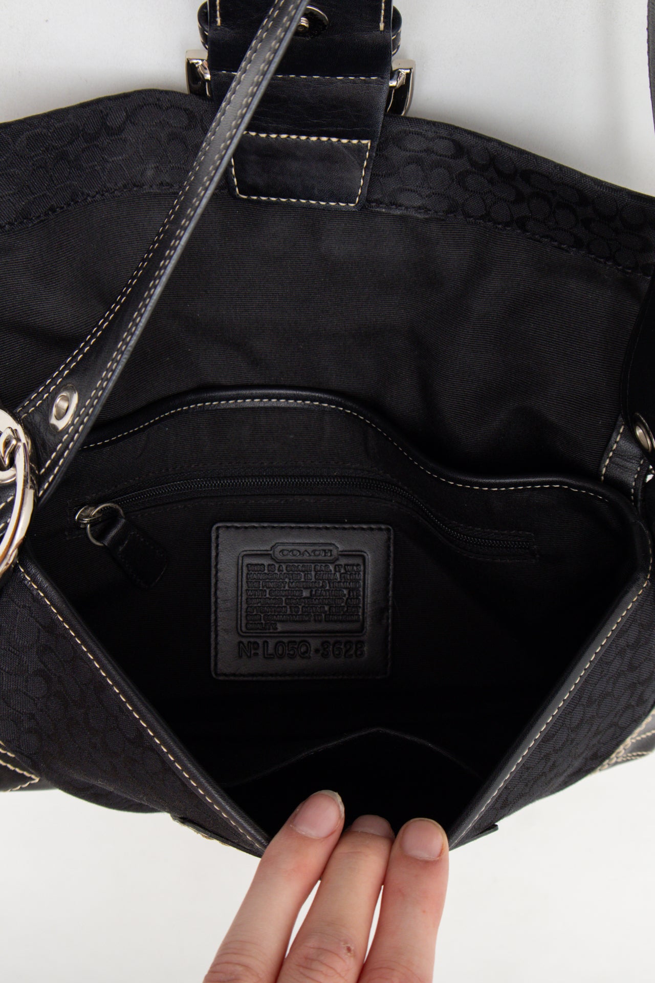 # Coach Shoulder Bag Black | c. 187 | Size