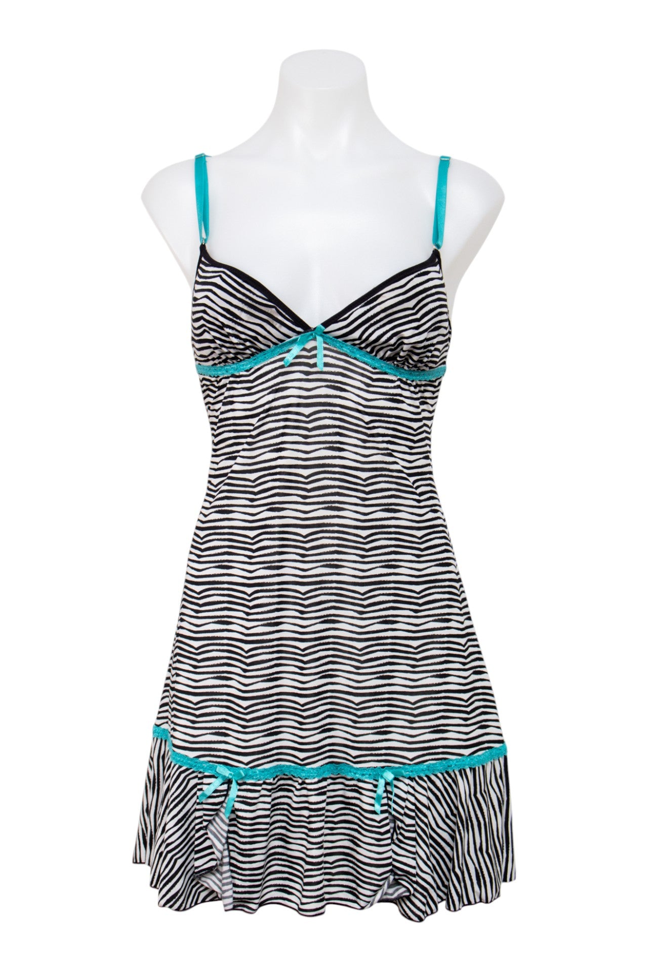 #085 Inteco Camisole Black | c. 201 | Size 8