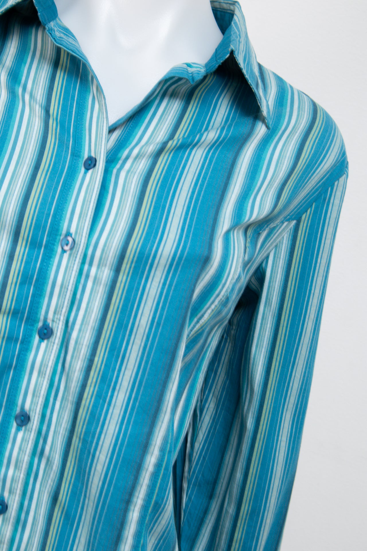 #051 St. John's Bay T-shirt Blue | c. | Size 12
