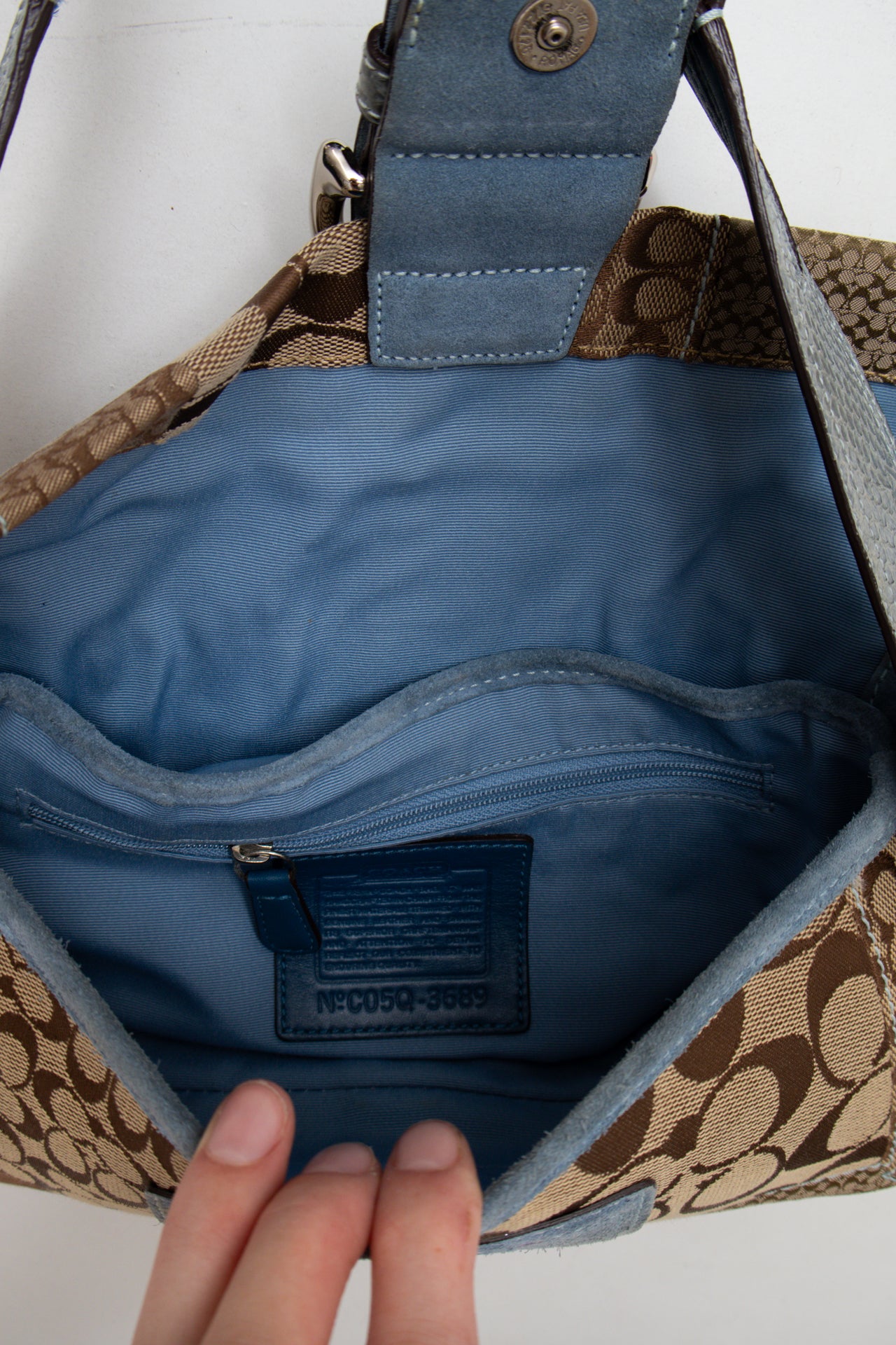 #138 Coach Shoulder Bag Brown | c. | Size